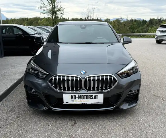 BMW 2 Series view 2