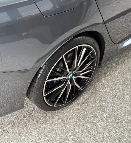 BMW 2 Series view 14