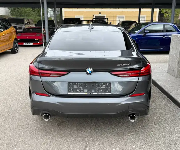 BMW 2 Series view 10