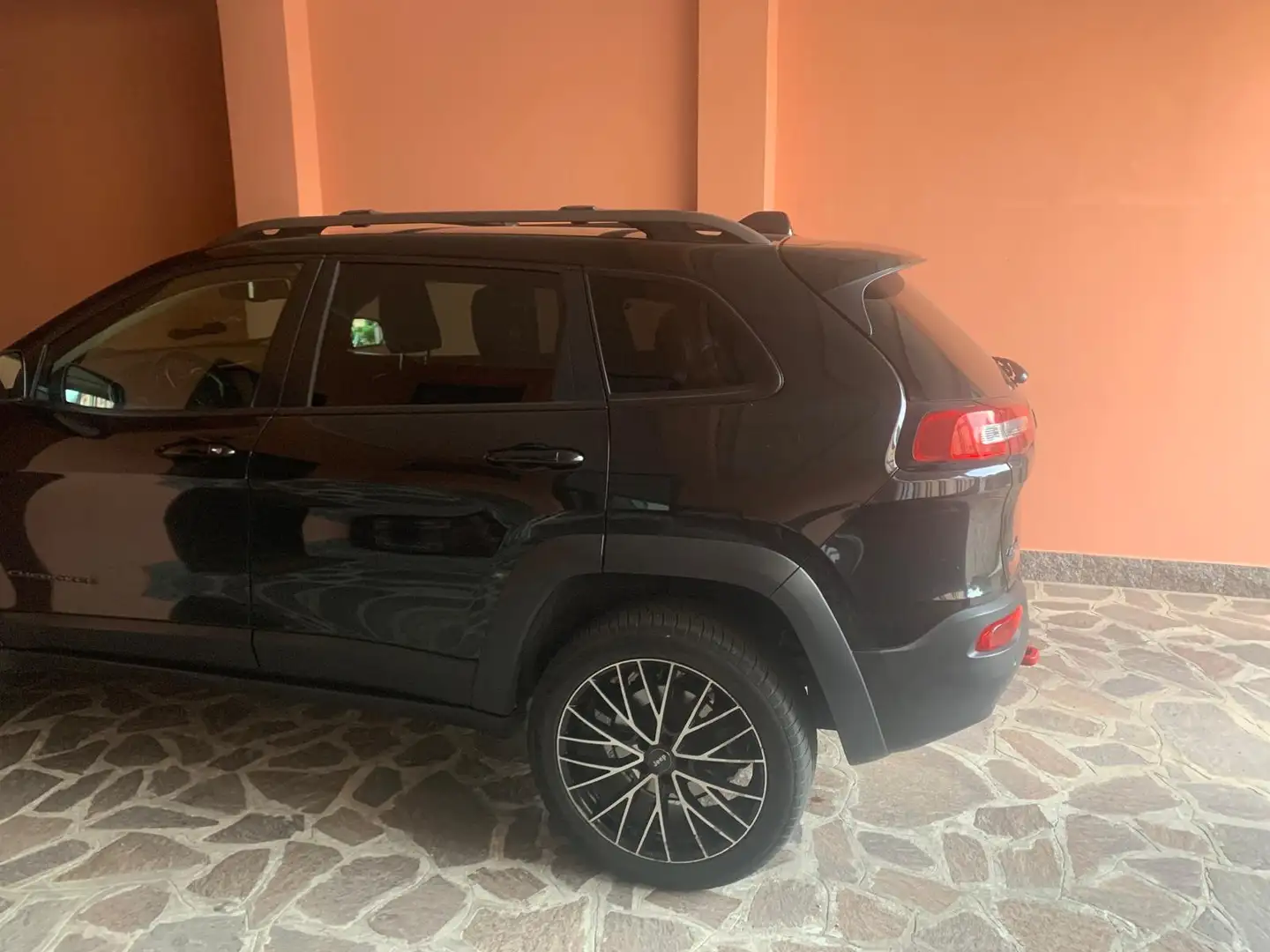 Jeep Cherokee kl 3.2 v6 trailhawk Negro - 2