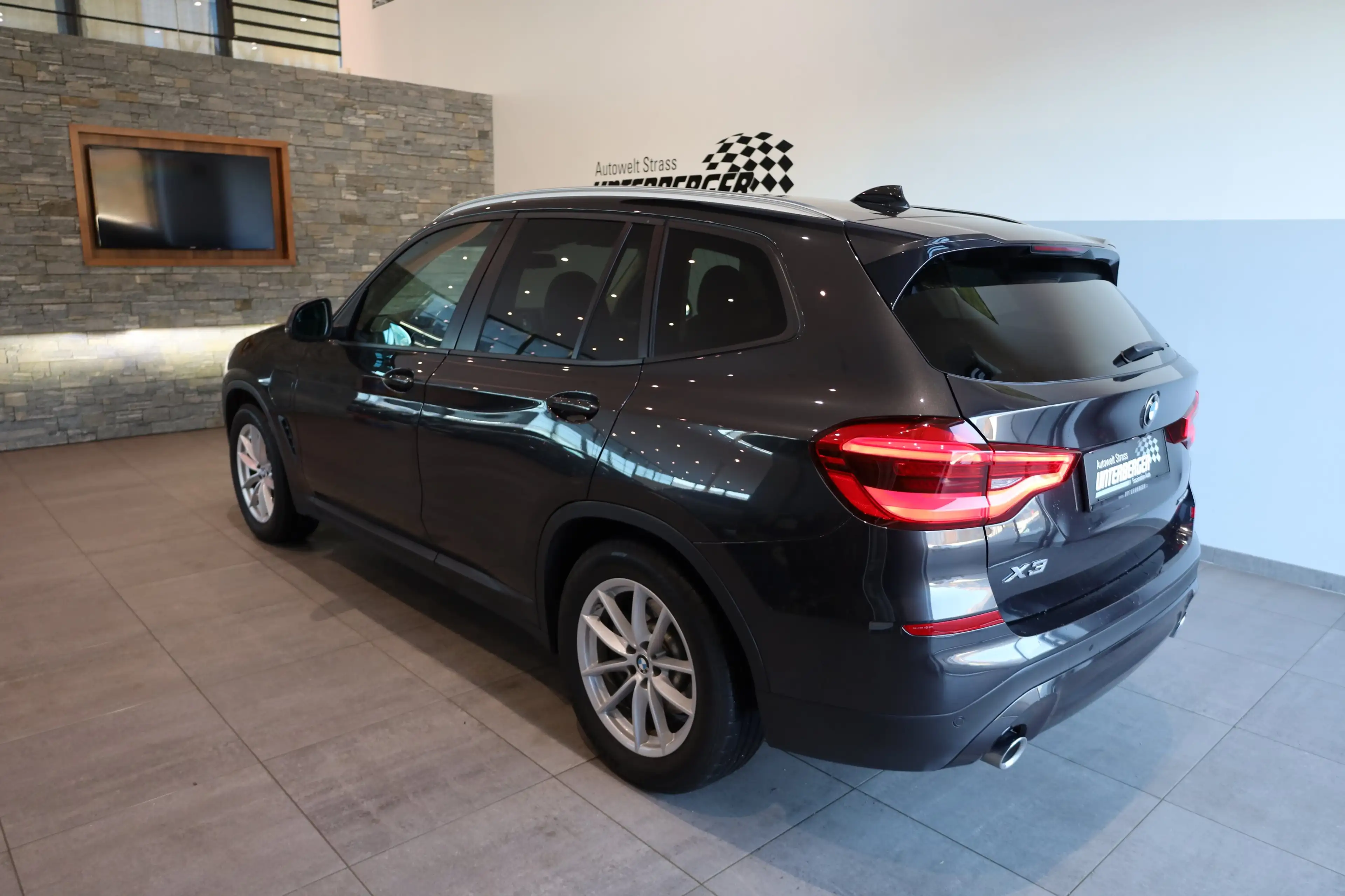 BMW X3 xDrive30e PHEV Advantage Gestiksteuerung DAB — photo 2