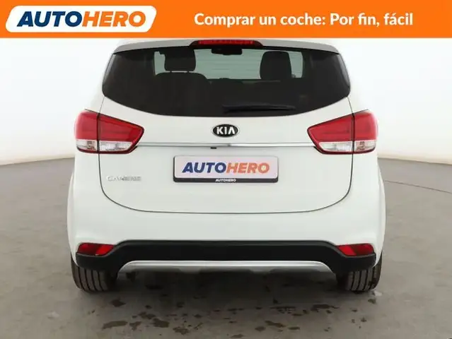 Kia Carens view 5