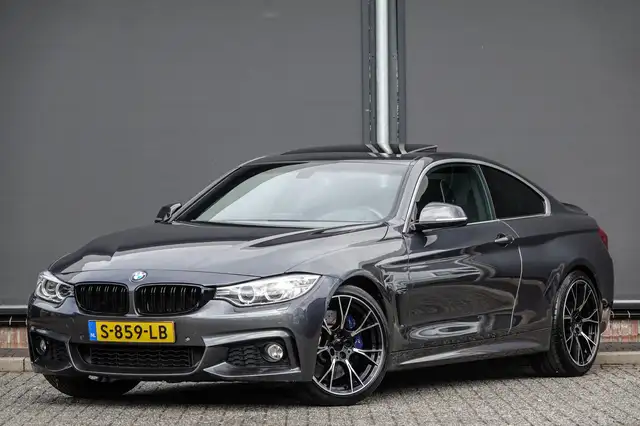 BMW 440