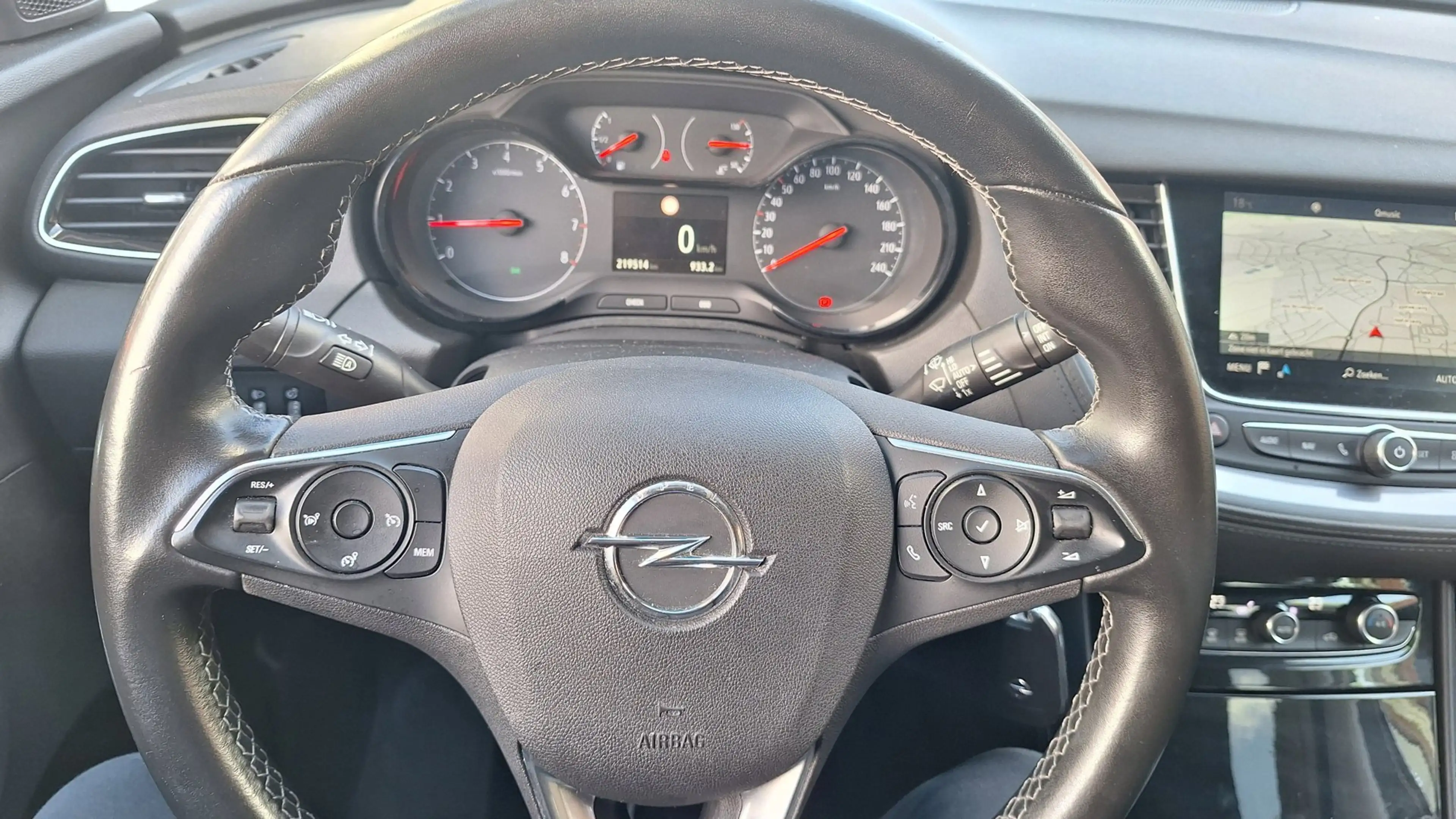 Opel Grandland X 1.2 Turbo Business + — photo 6
