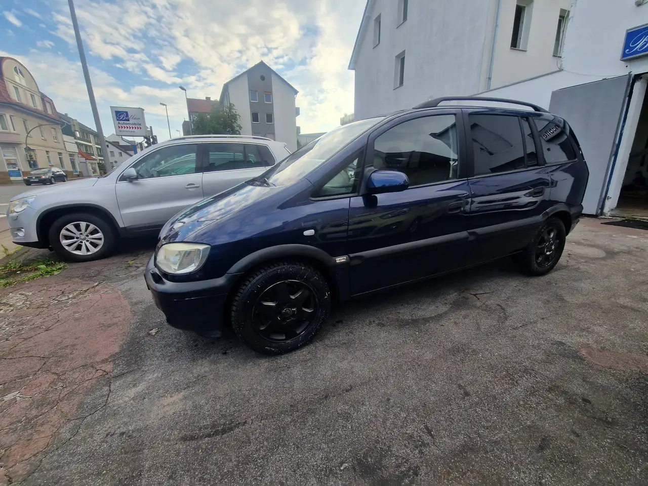 Opel Zafira 1.8 Comfort, foto 11