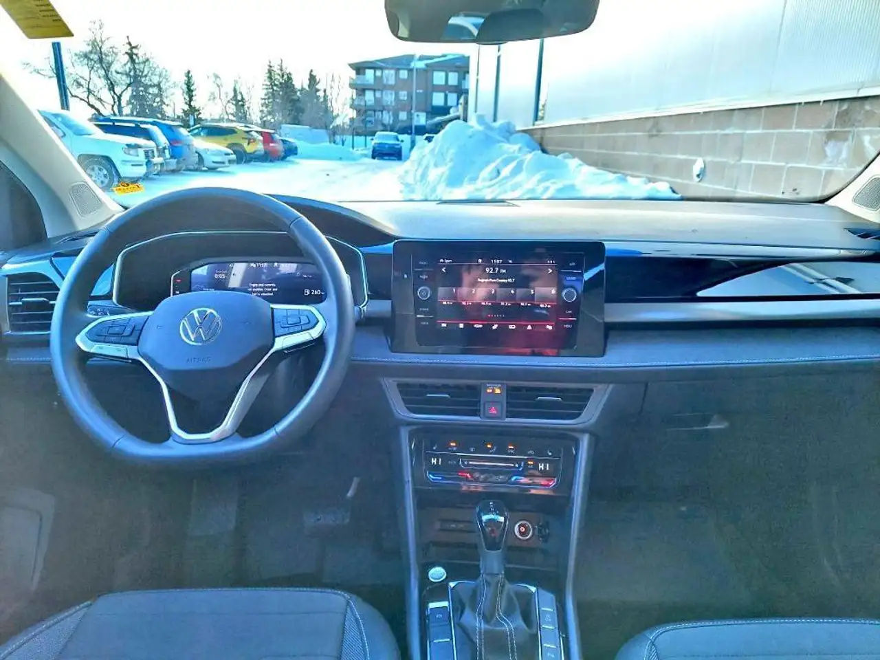 Volkswagen Taos photo Volkswagen Taos