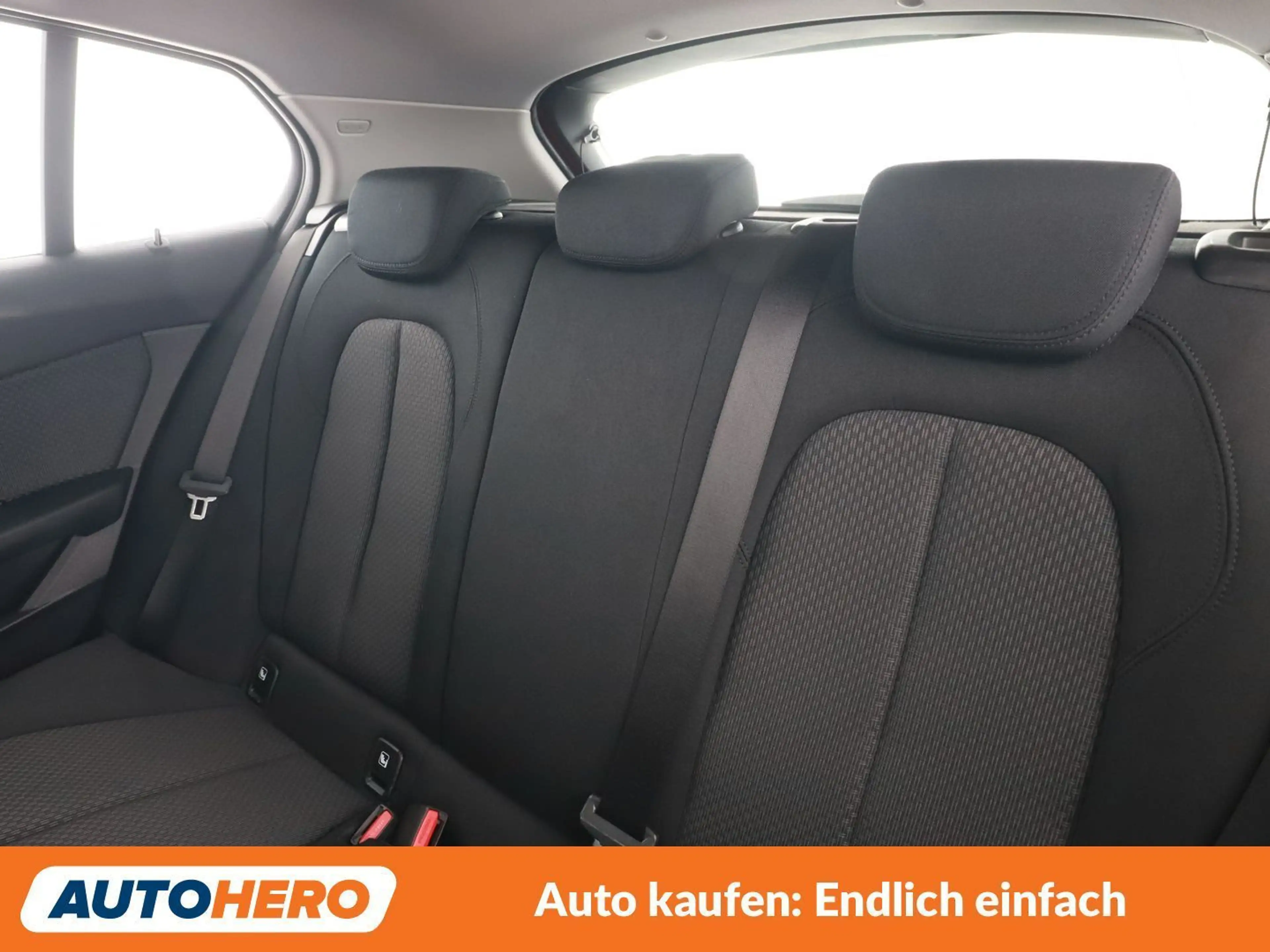 BMW 116 116i Advantage — photo 14