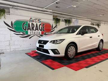 NEOPATENTATI - POCHISSIMI KM - PARI NUOVO