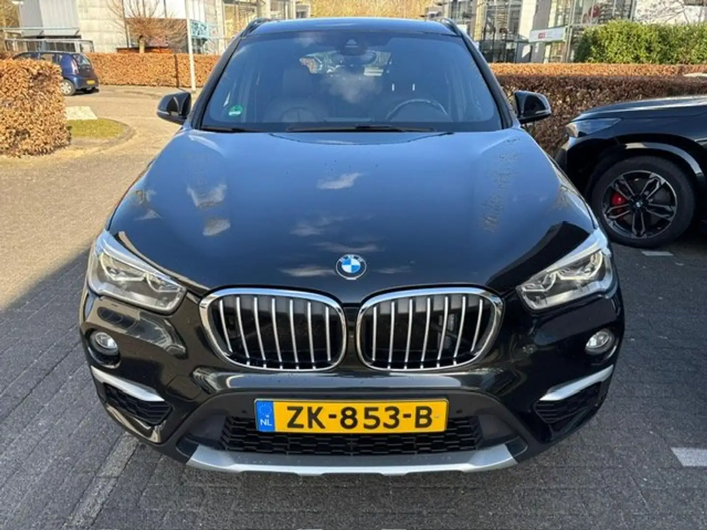 BMW X1 SDriv201 X1 High Exec. xLine Zwart - 2