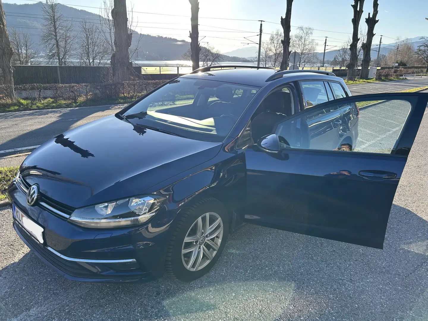 Volkswagen Golf Variant 1,6 TDI DSG *Massagesitze* Blau - 2