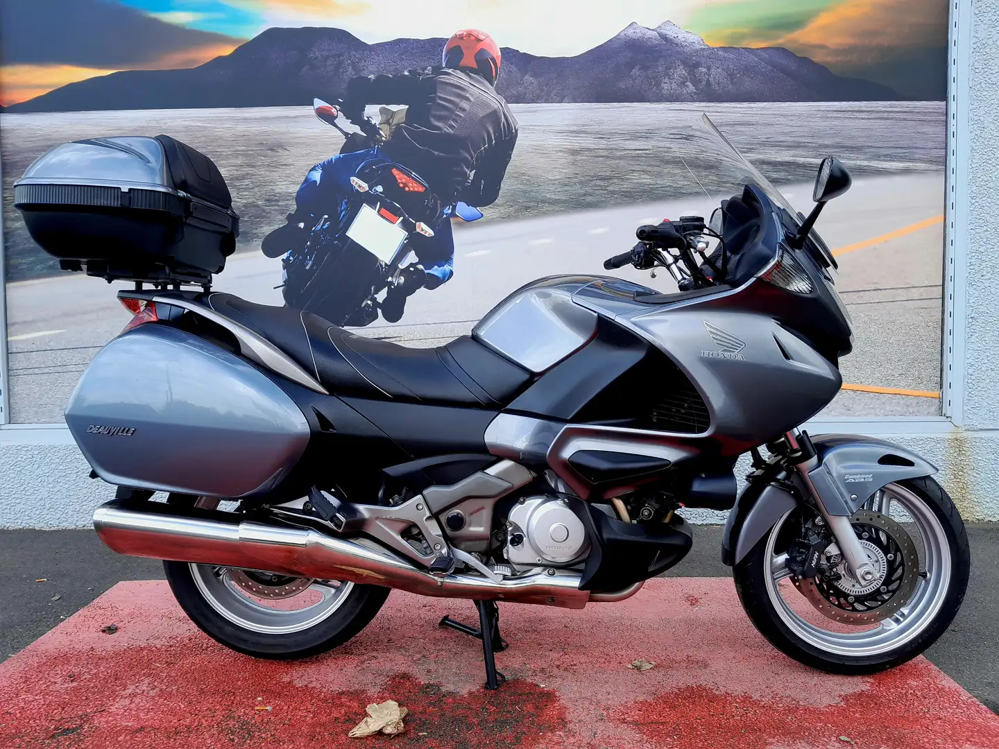 Honda NT 700 DEAUVILLE - 1