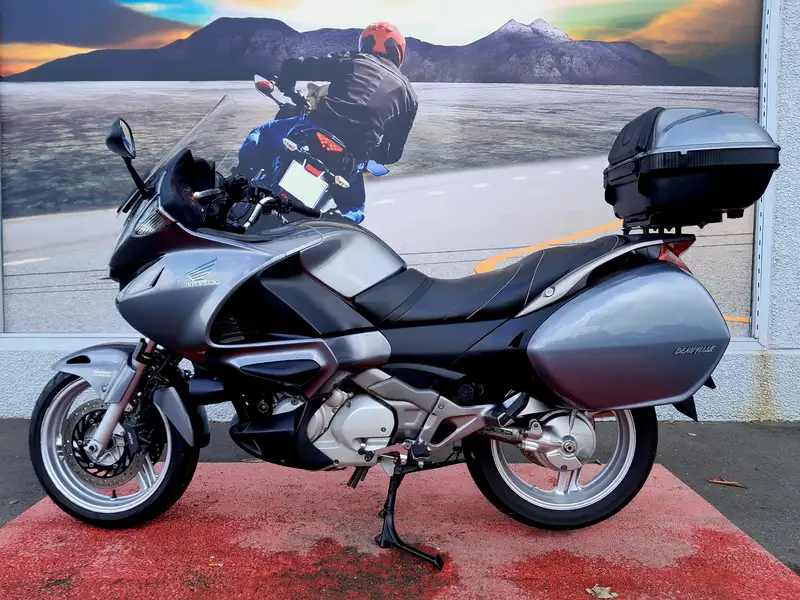 Honda NT 700 - foto 4