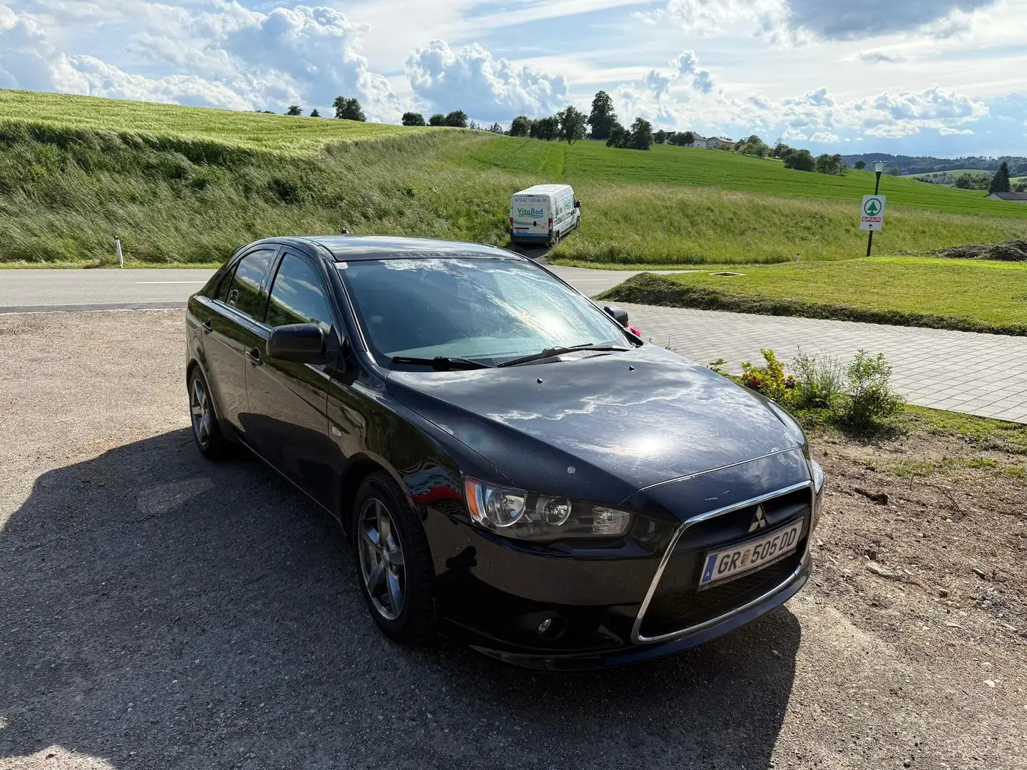 Mitsubishi Lancer Lancer Sportback 1,5 Invite Invite Silber - 1