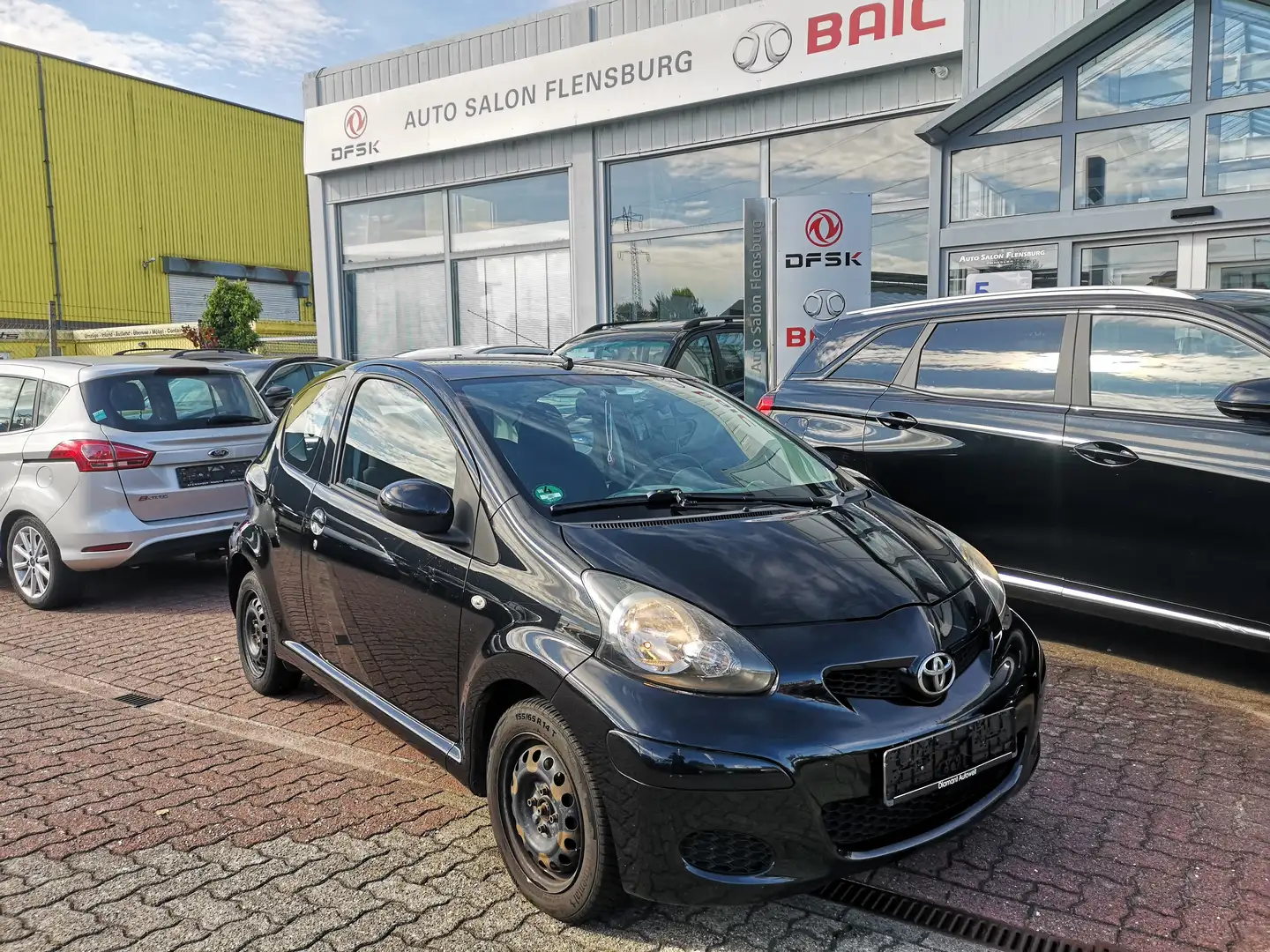 Toyota Aygo Cool*TÜV 07.2026*Klimaanlage*Motor+Getriebe ok Noir - 1