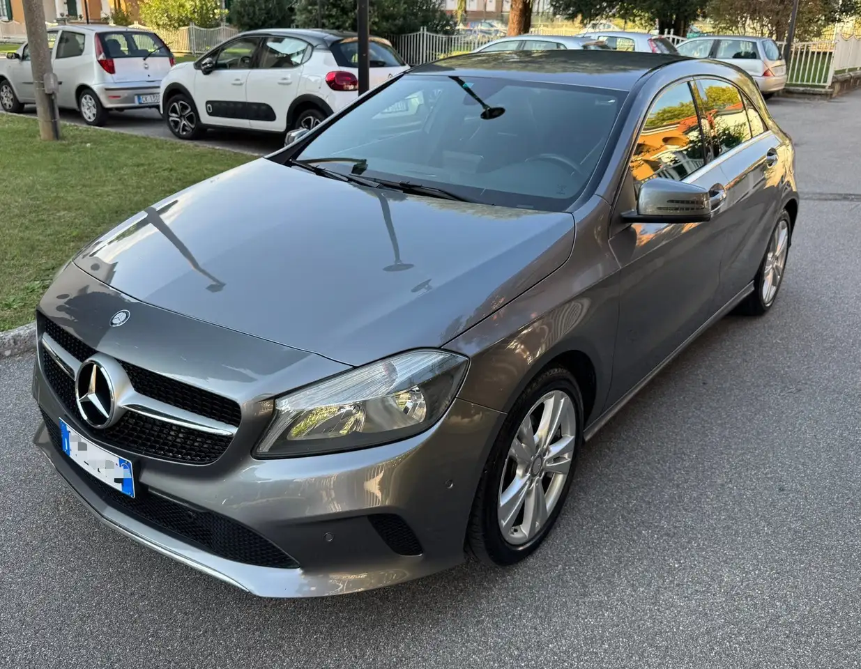 Mercedes-Benz A 180