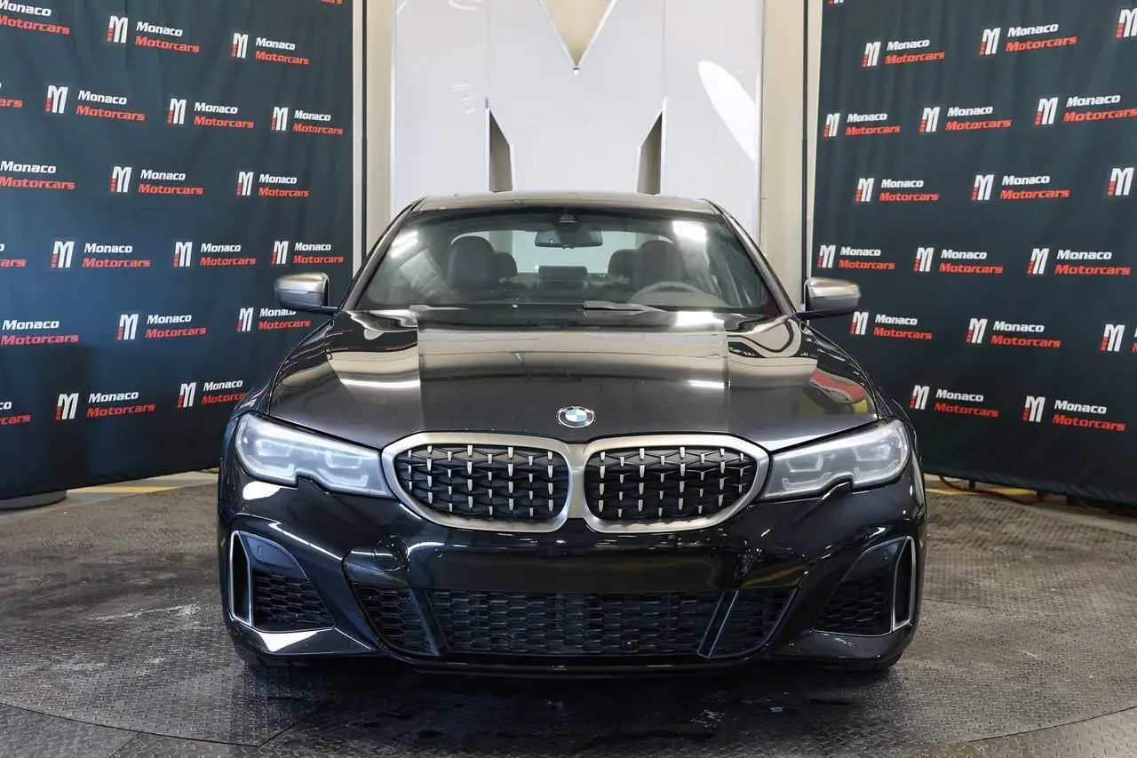 BMW 3 Series снимка BMW 3 Series