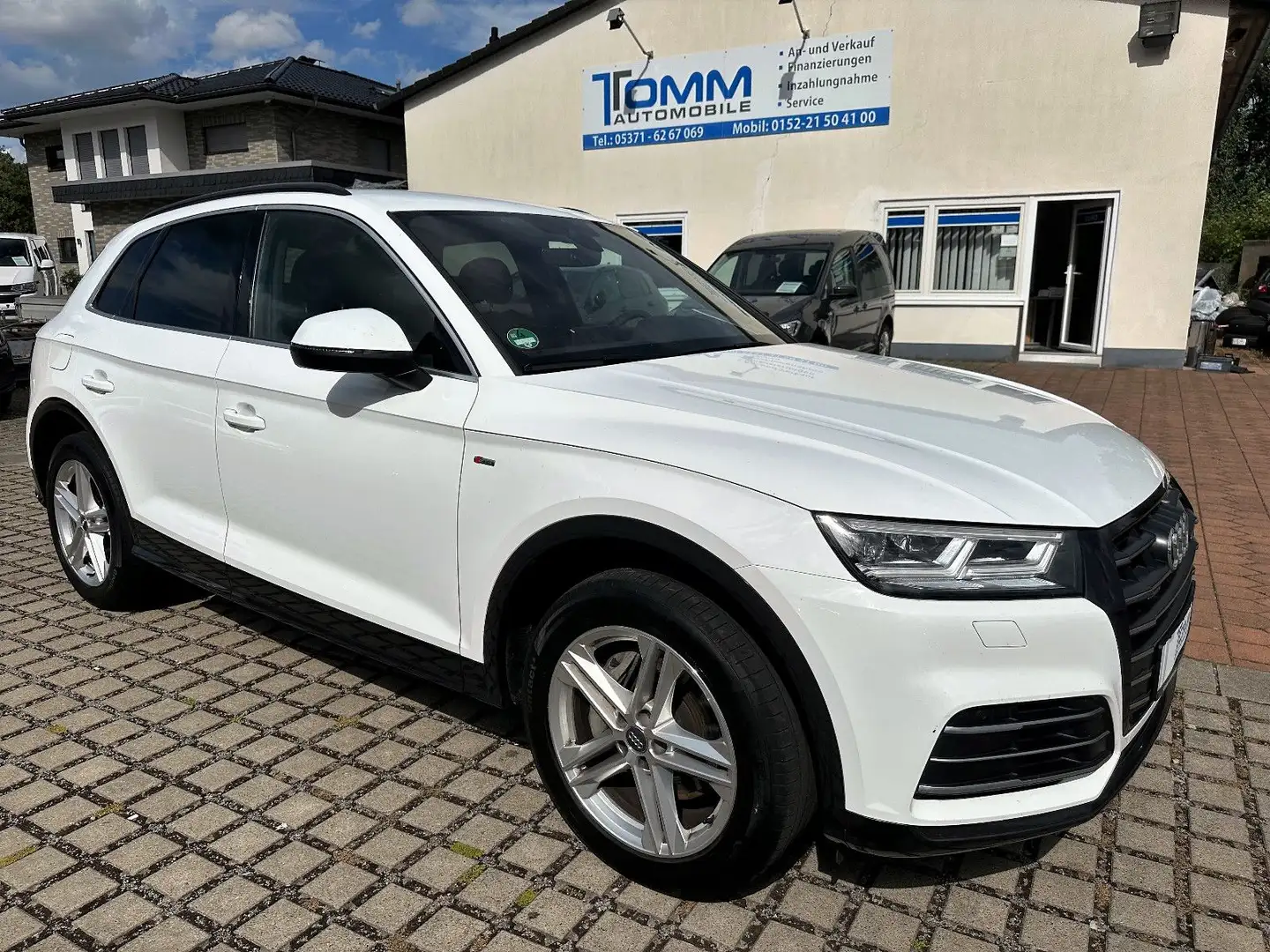Audi Q5 55 TFSI e quattro sport S-Line / LED / AHK Wit - 1