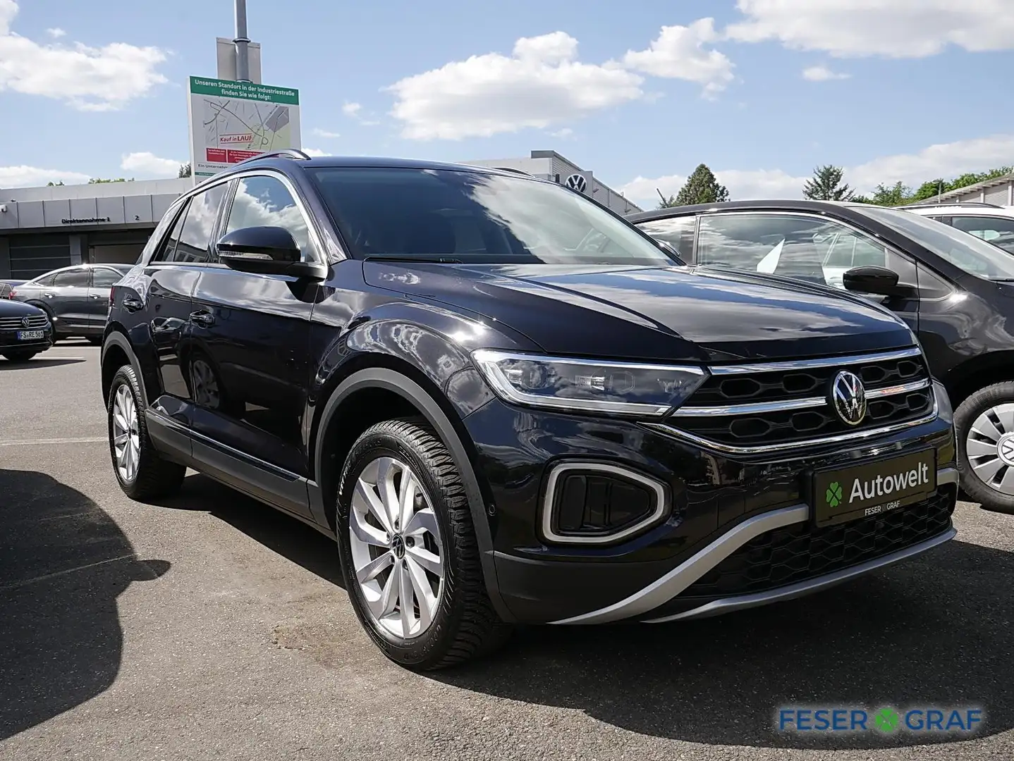 Volkswagen T-Roc Style 2.0 TDI DSG Navi LED,Kamera,ACC Schwarz - 2