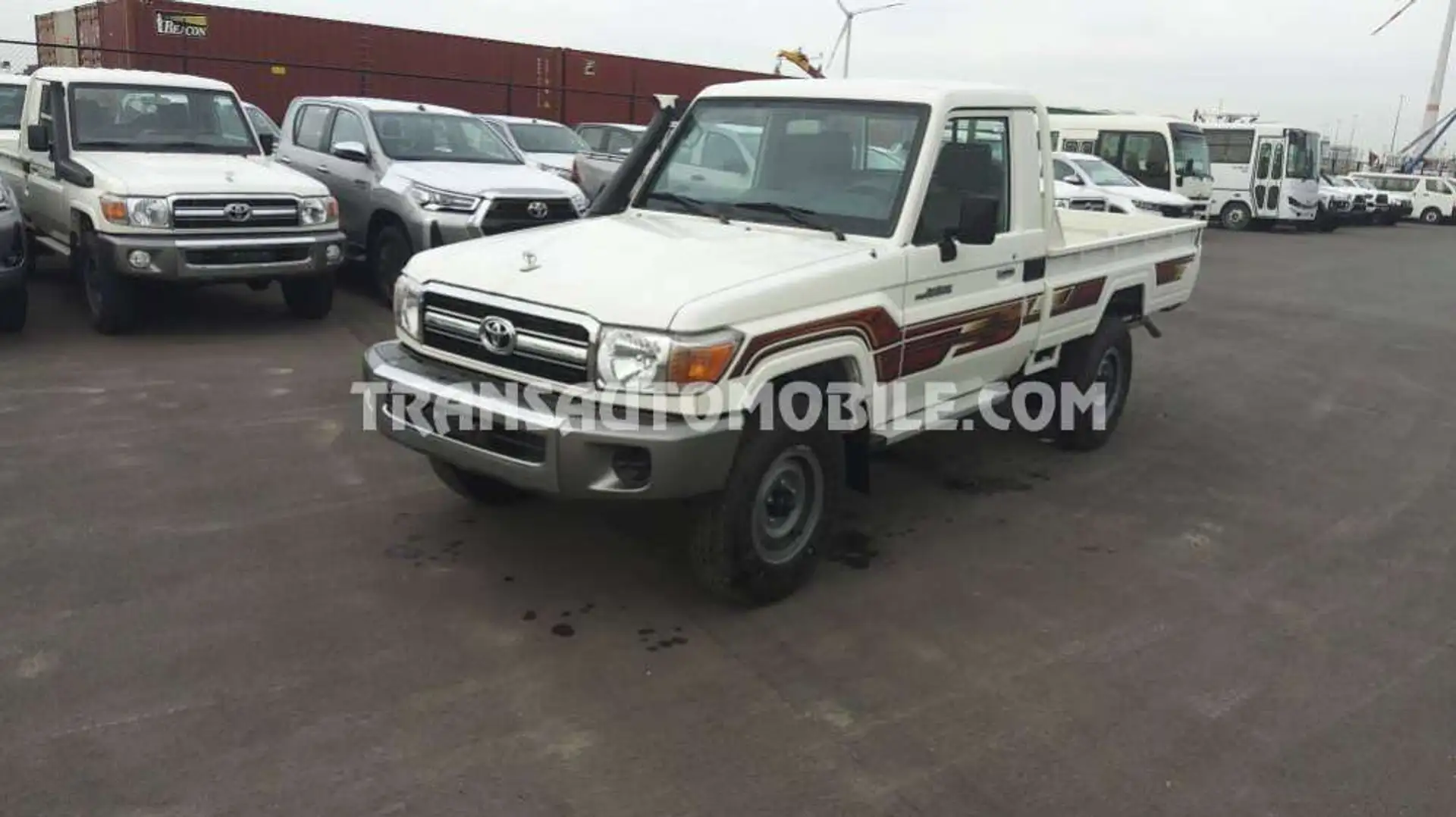 Toyota Land Cruiser GRJ Single Cab - EXPORT OUT EU TROPICAL VERSION - Beige - 1