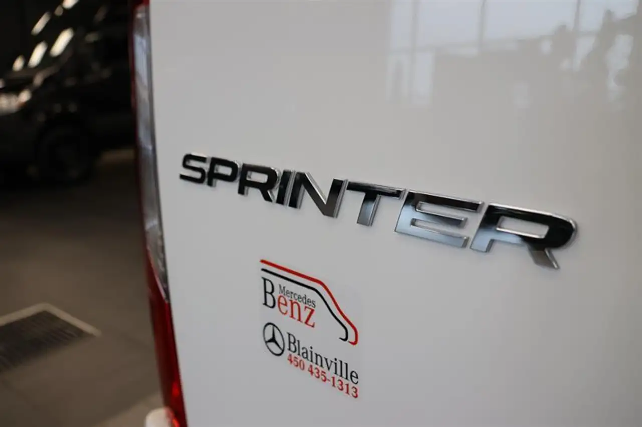 Mercedes-Benz Sprinter снимка Mercedes-Benz Sprinter