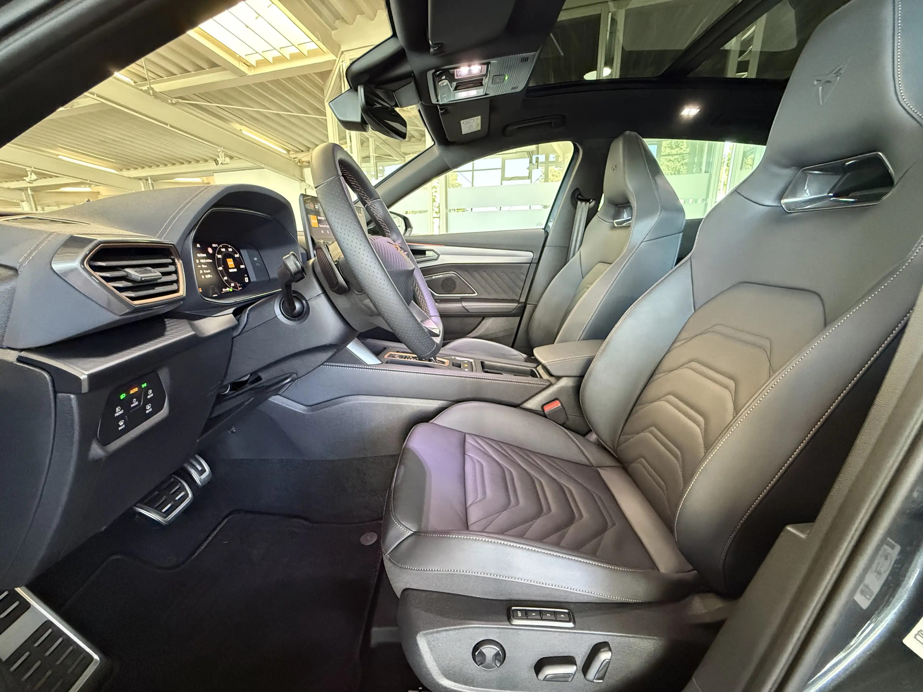 CUPRA Formentor VZ - Matrix Pano Sennheiser Leder AHK — photo 14