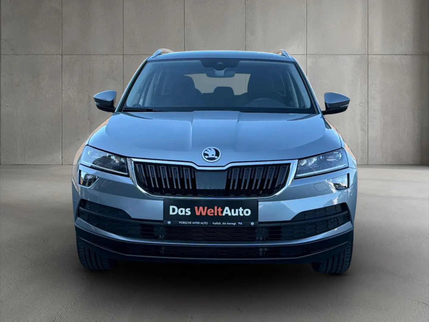 Skoda Karoq Style 125 TSI DSG ACT Grau - 2