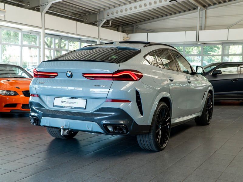 BMW X6 30d M Sport Pano Memo AHK B&W — photo 9