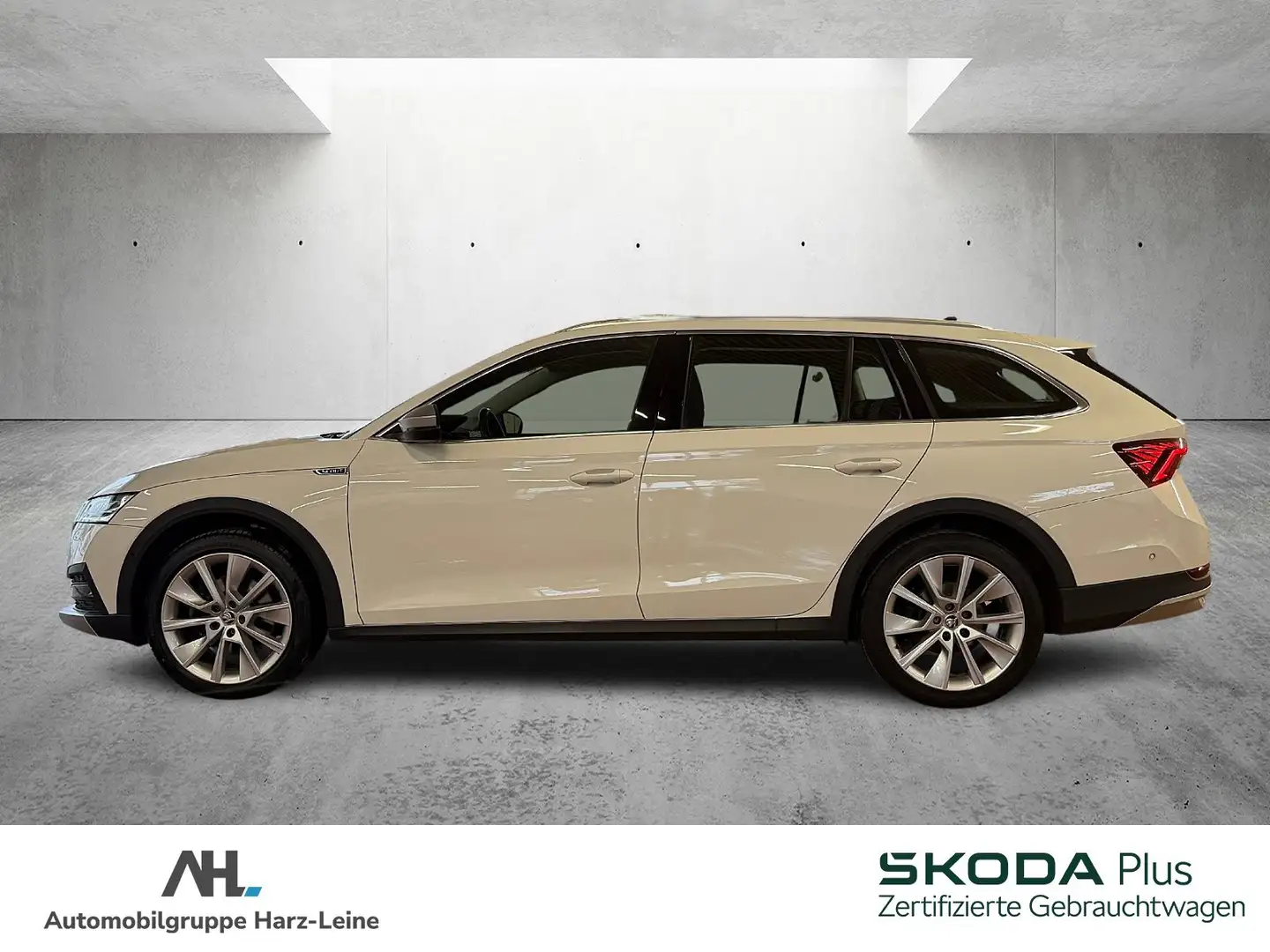 Skoda Octavia Combi 2.0 TDI Scout 4x4 DSG LED Navi ACC Standhzg. Weiß - 2