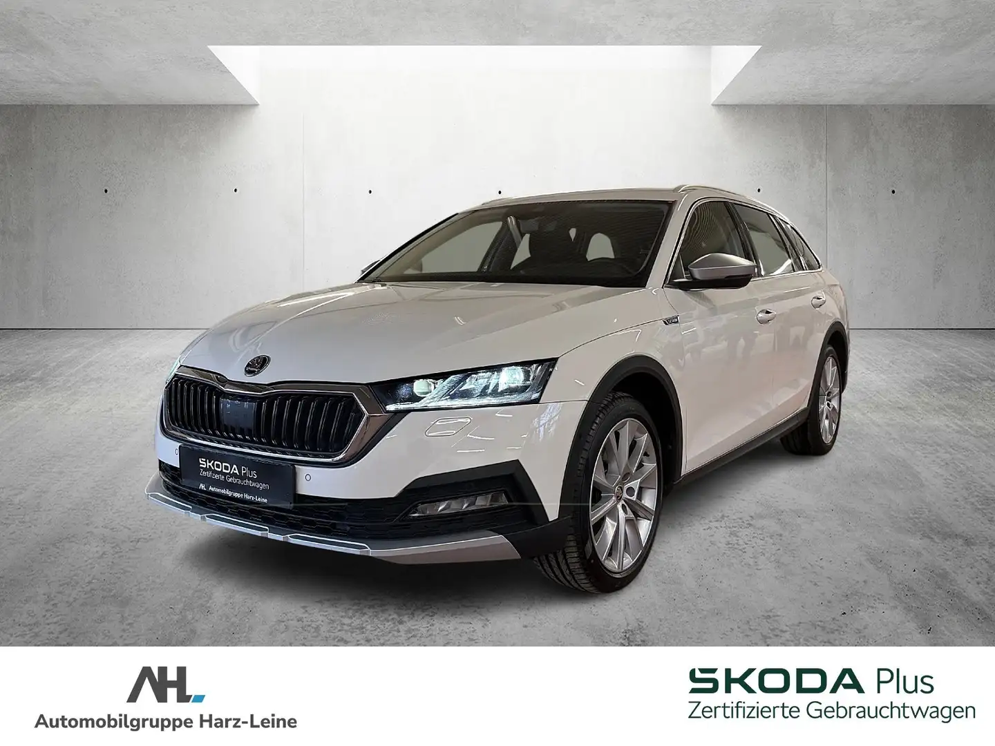 Skoda Octavia Combi 2.0 TDI Scout 4x4 DSG LED Navi ACC Standhzg. Weiß - 1