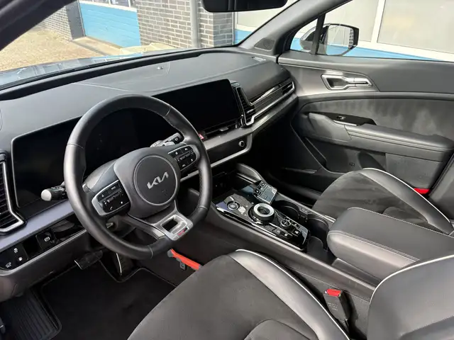 Kia Sportage view 3