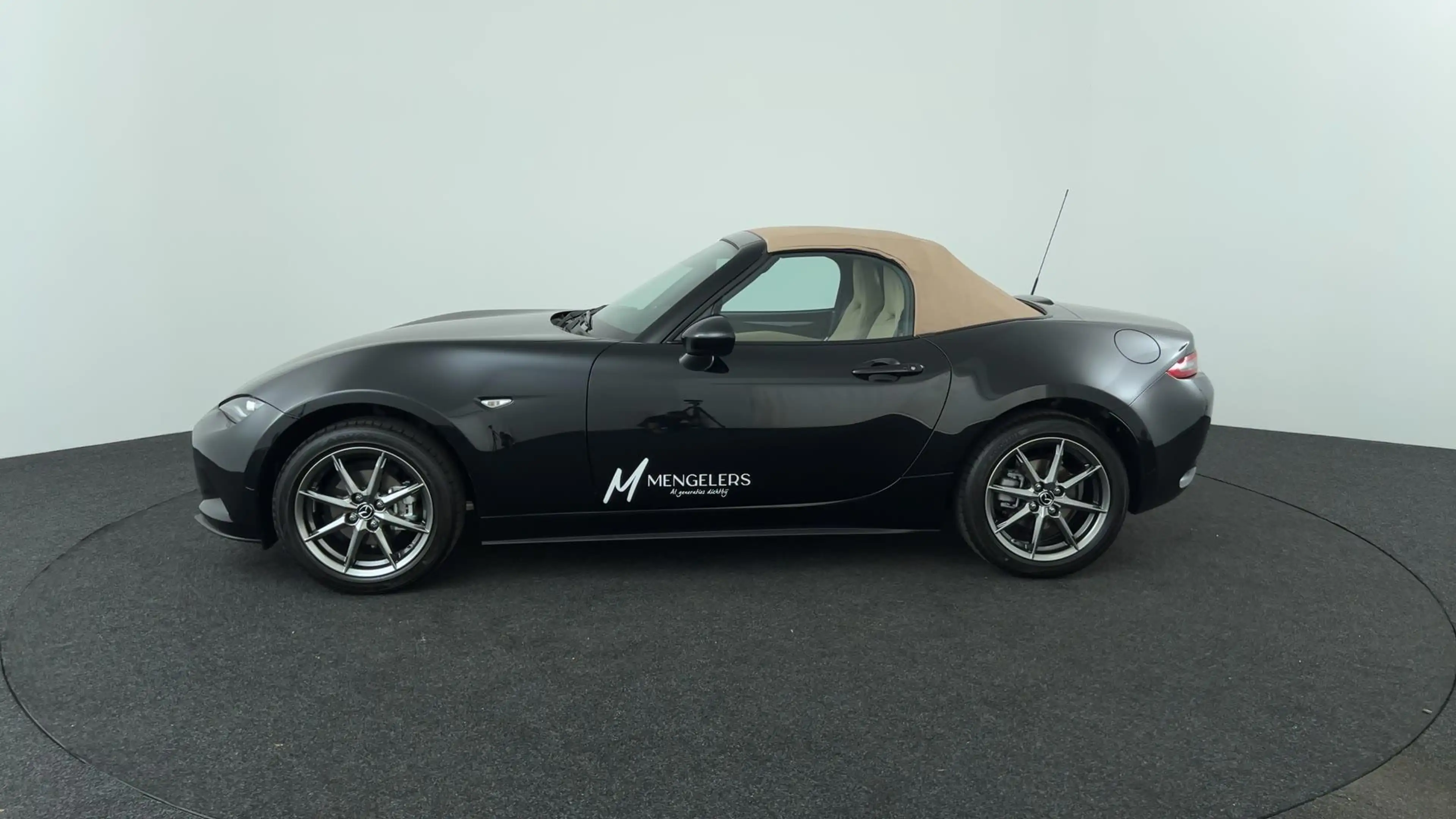Mazda MX-5 1.5 SkyActiv-G 132 Kazari | Rijklaar | Demo — photo 2