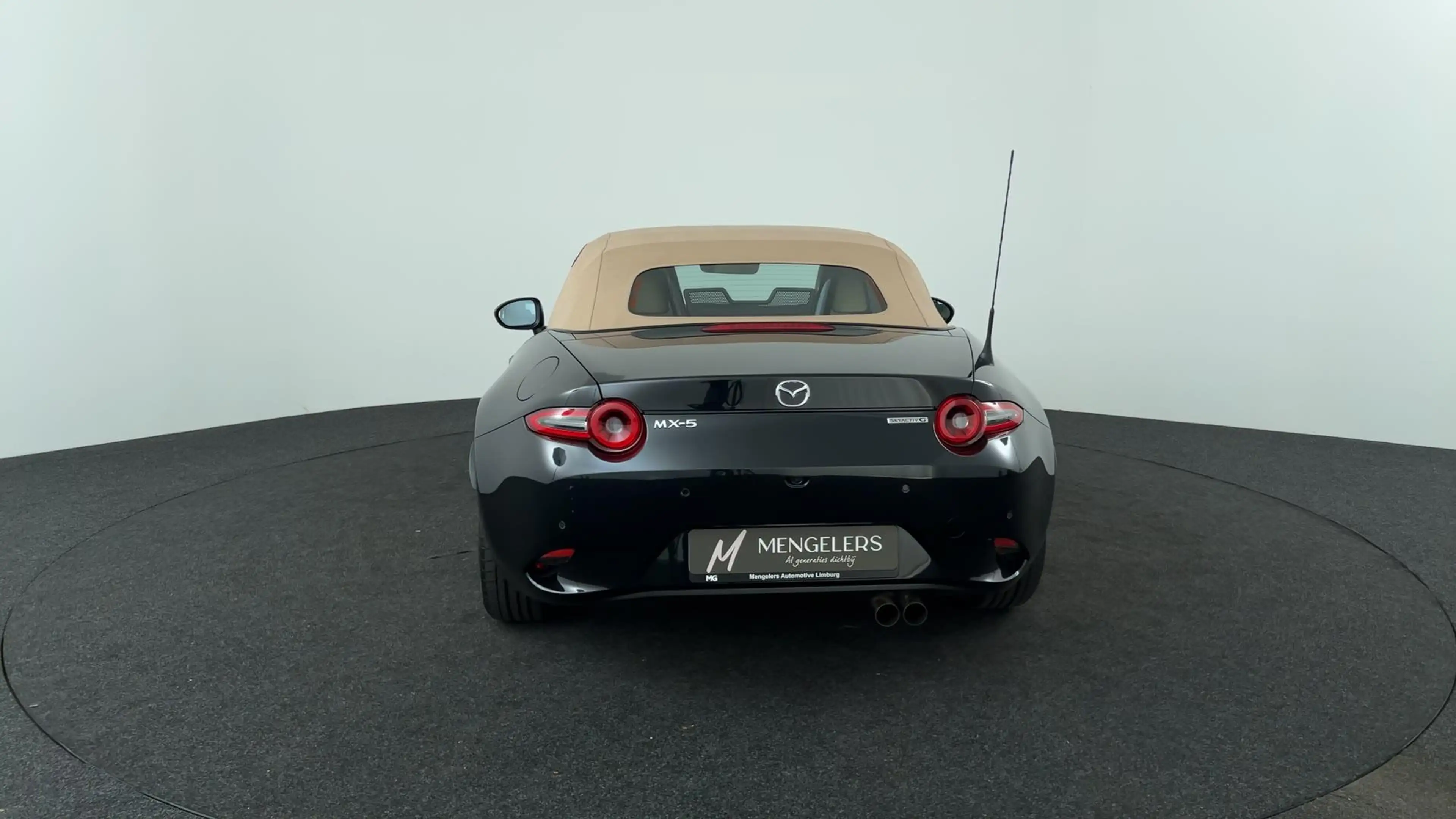 Mazda MX-5 1.5 SkyActiv-G 132 Kazari | Rijklaar | Demo — photo 4