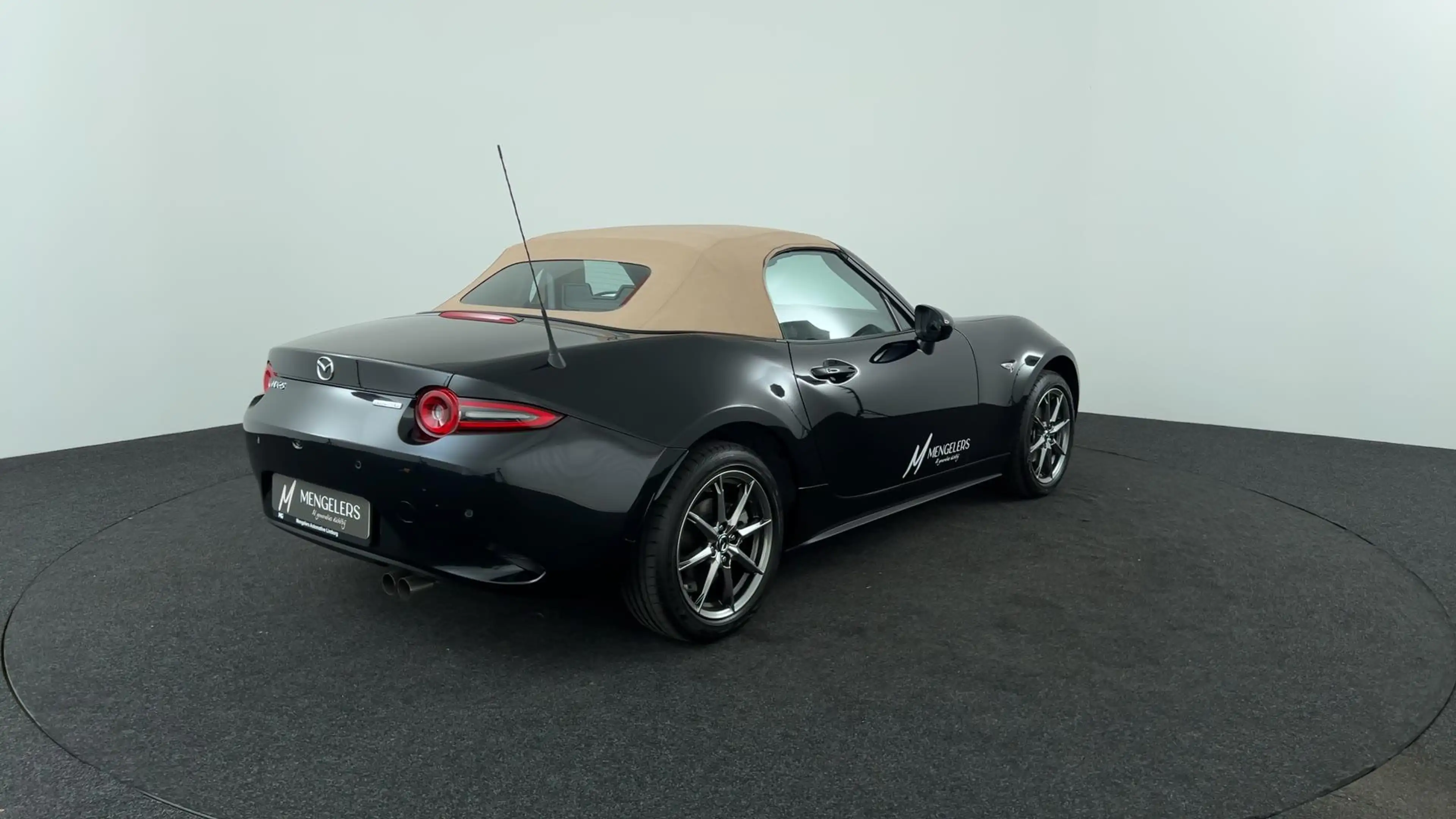 Mazda MX-5 1.5 SkyActiv-G 132 Kazari | Rijklaar | Demo — photo 5