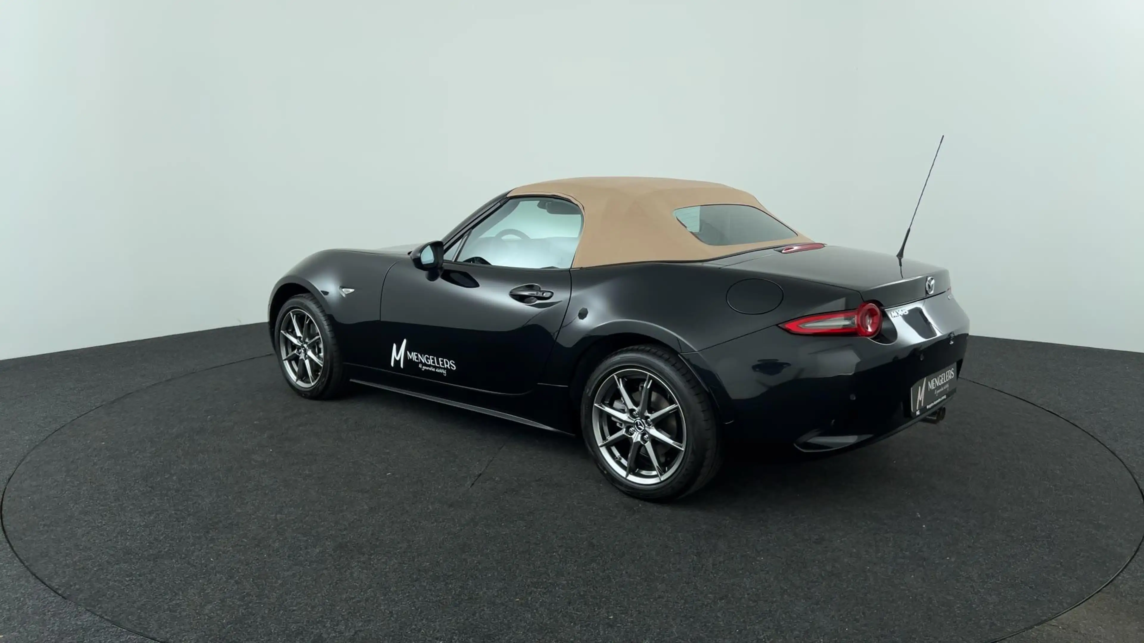 Mazda MX-5 1.5 SkyActiv-G 132 Kazari | Rijklaar | Demo — photo 3
