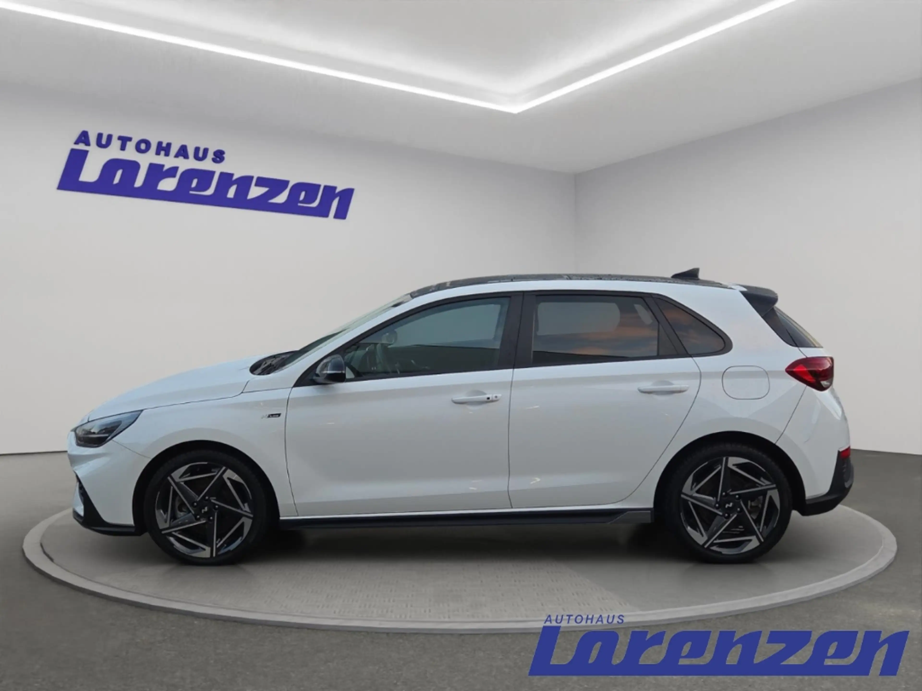 Hyundai i30 N Line Mild-Hybrid 1.5 T-Gdi 140PS 48V 6-MT 2 Spo — photo 9