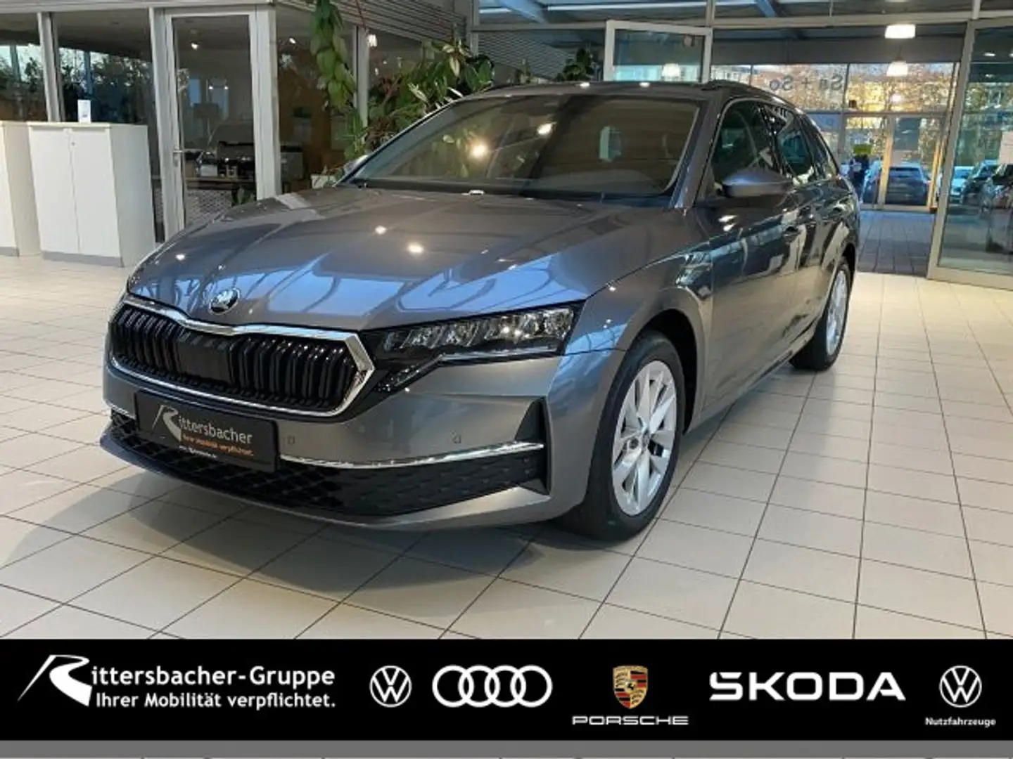 Skoda Octavia Combi Selection 2.0 TDI DSG Navi ACC Grau - 1