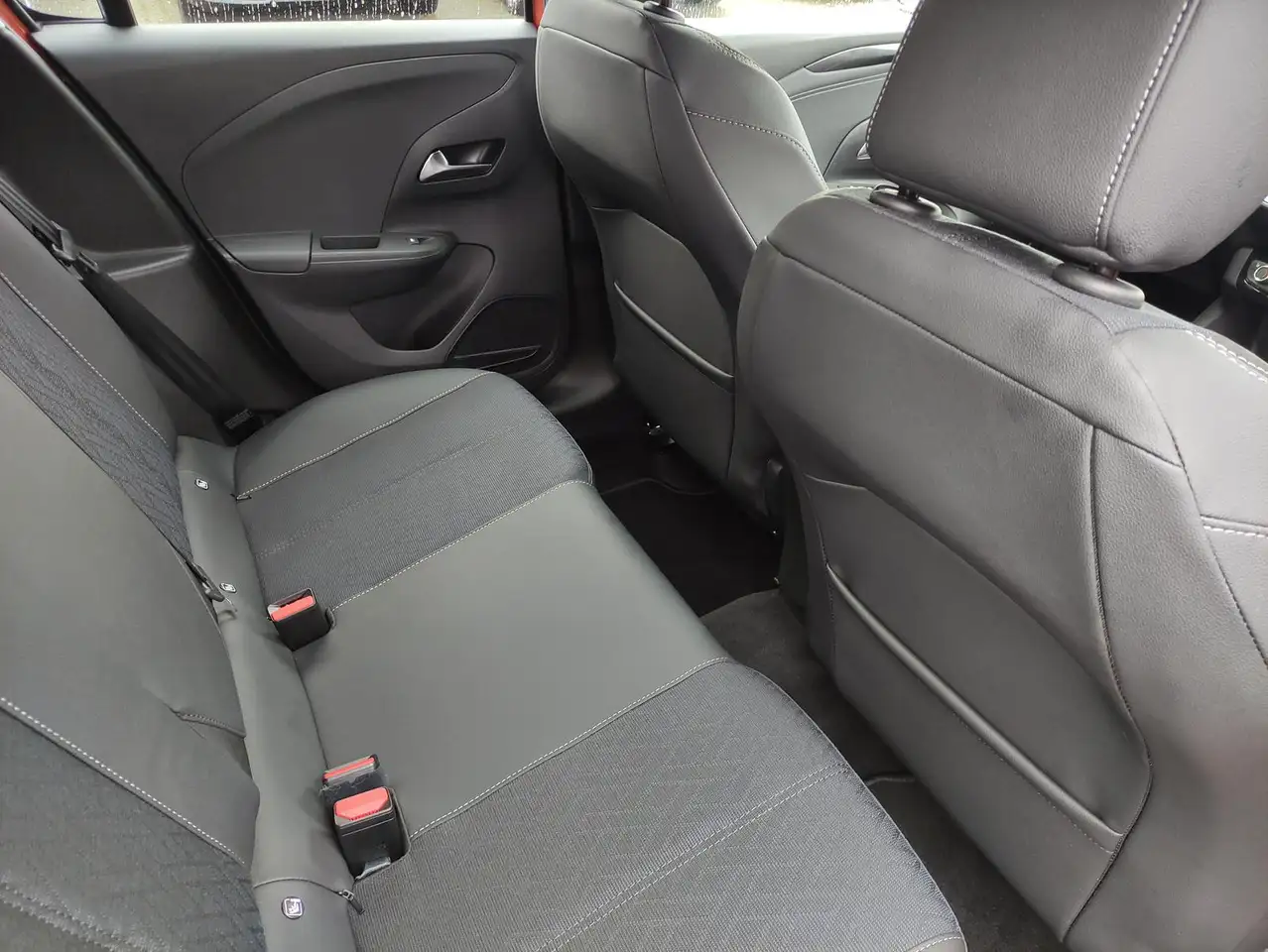 Opel Corsa F Elegance NAVI/APP~AHK~SHZ~2xPDC~LED~DAB 18