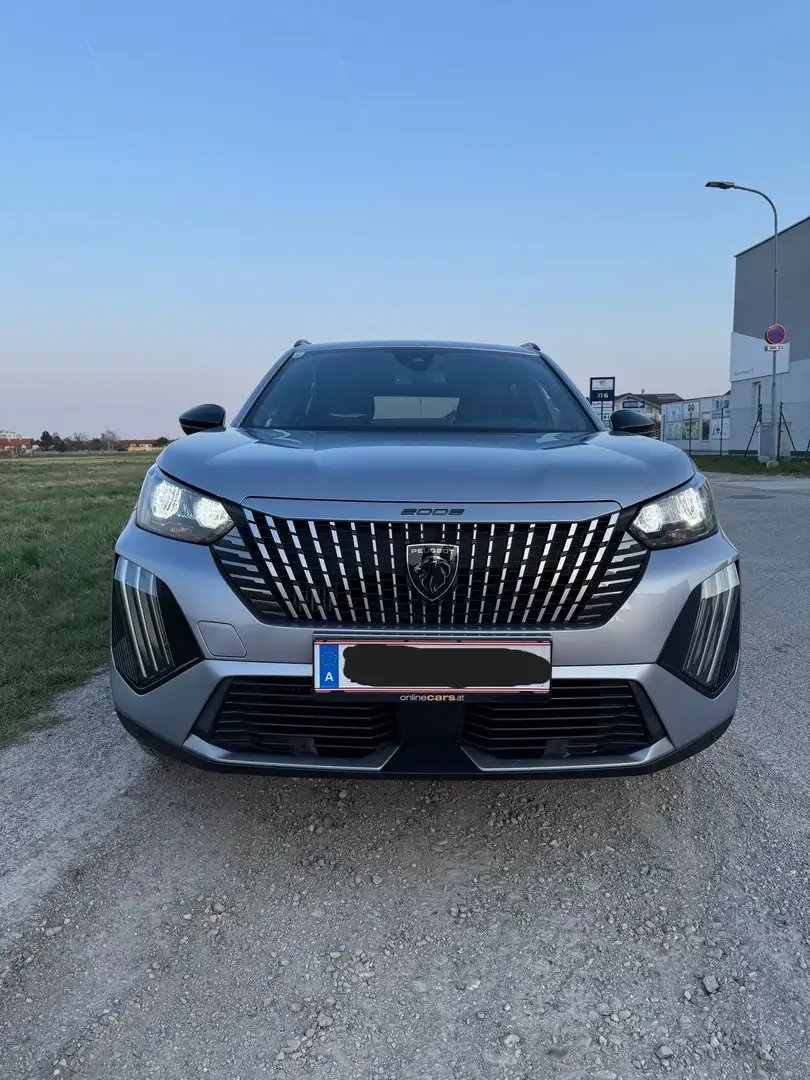 Peugeot 2008 PureTech 130 EAT8 Active Pack - 1