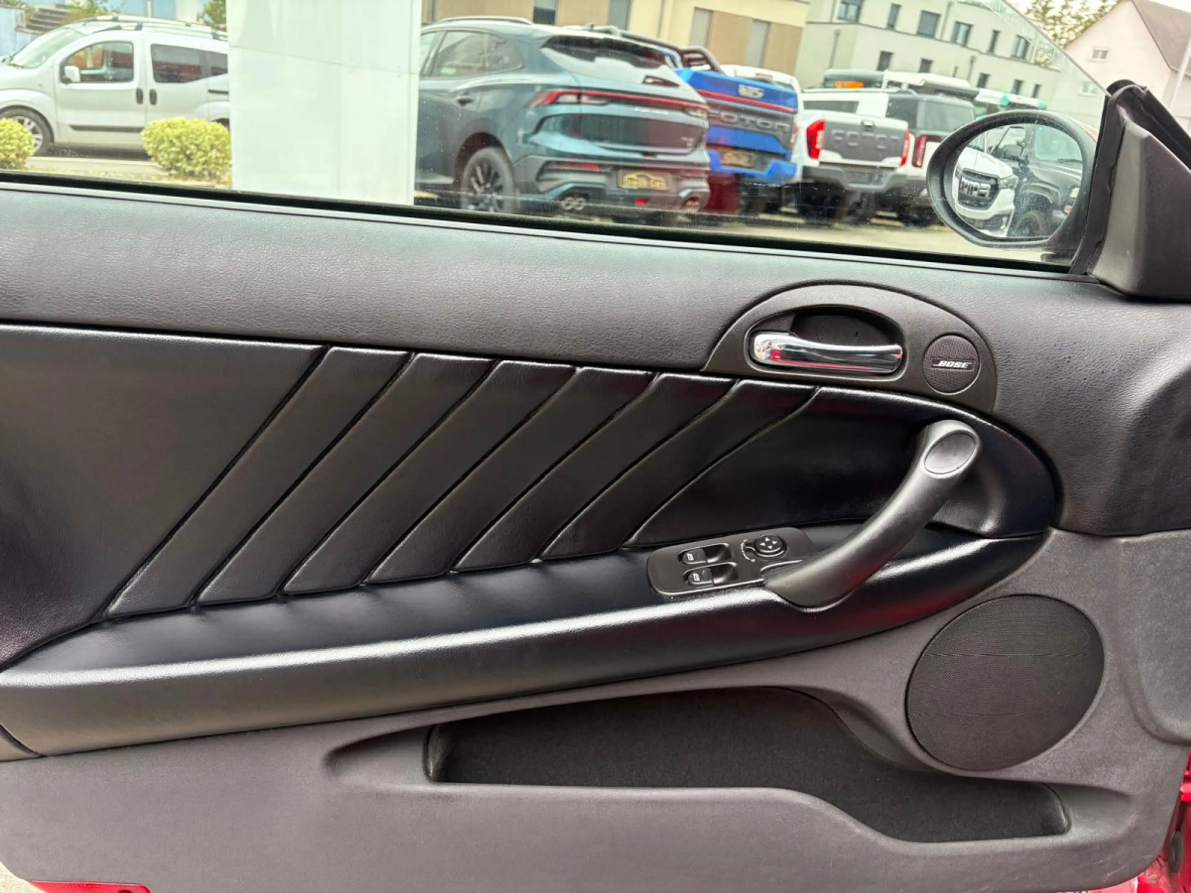 Alfa Romeo GT 3.2 V6 — photo 10