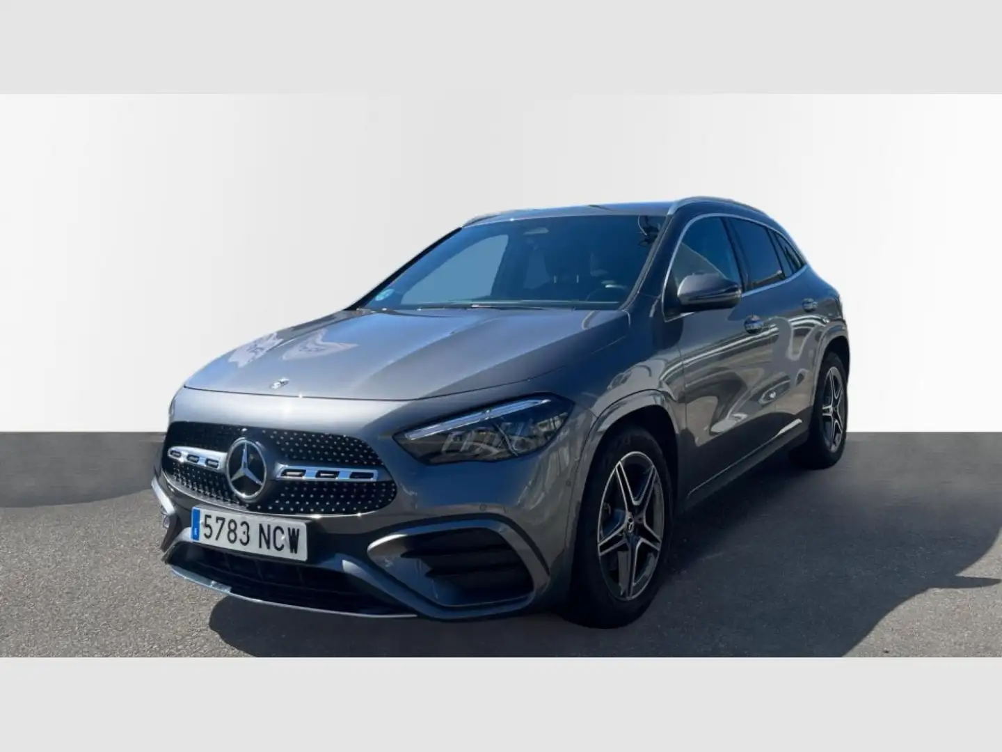 Mercedes-Benz GLA 200 Gris - 1