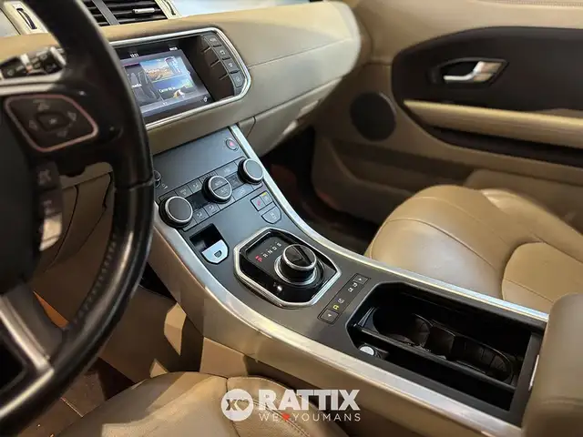 Land Rover Range Rover Evoque view 6