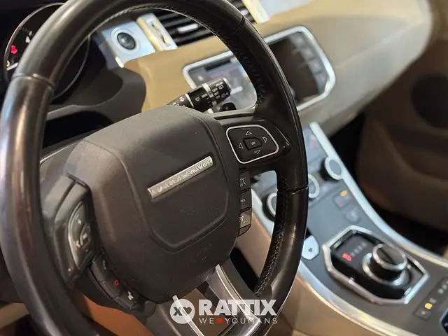 Land Rover Range Rover Evoque view 5