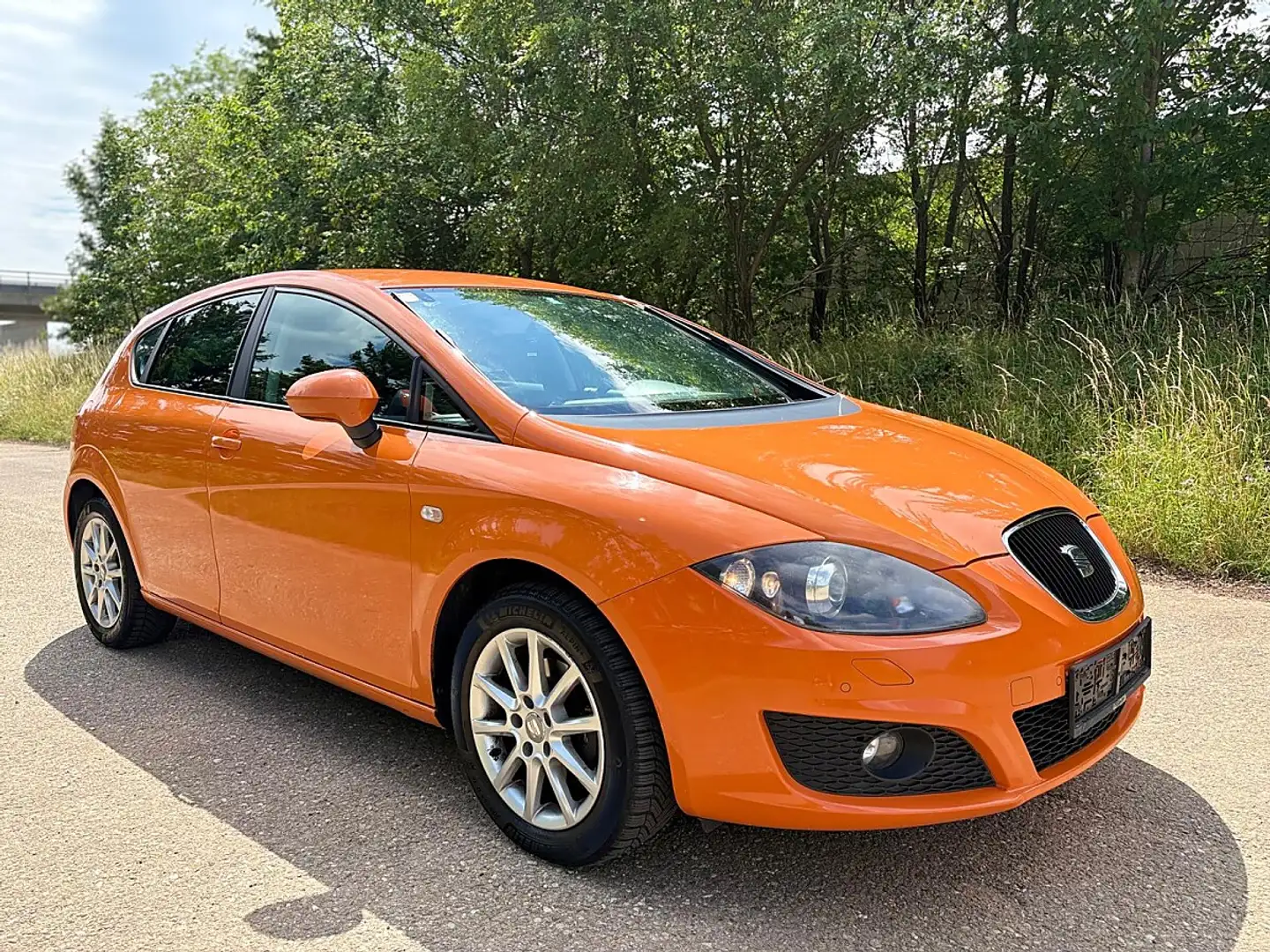 SEAT Leon Style Ecomotive 1,9 TDI **SONDERMODELL **NEUES ... Orange - 2