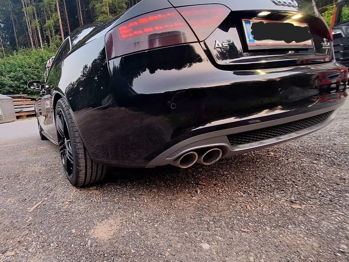 Audi A5 Coupé 2,0 TDI quattro DPF - 2