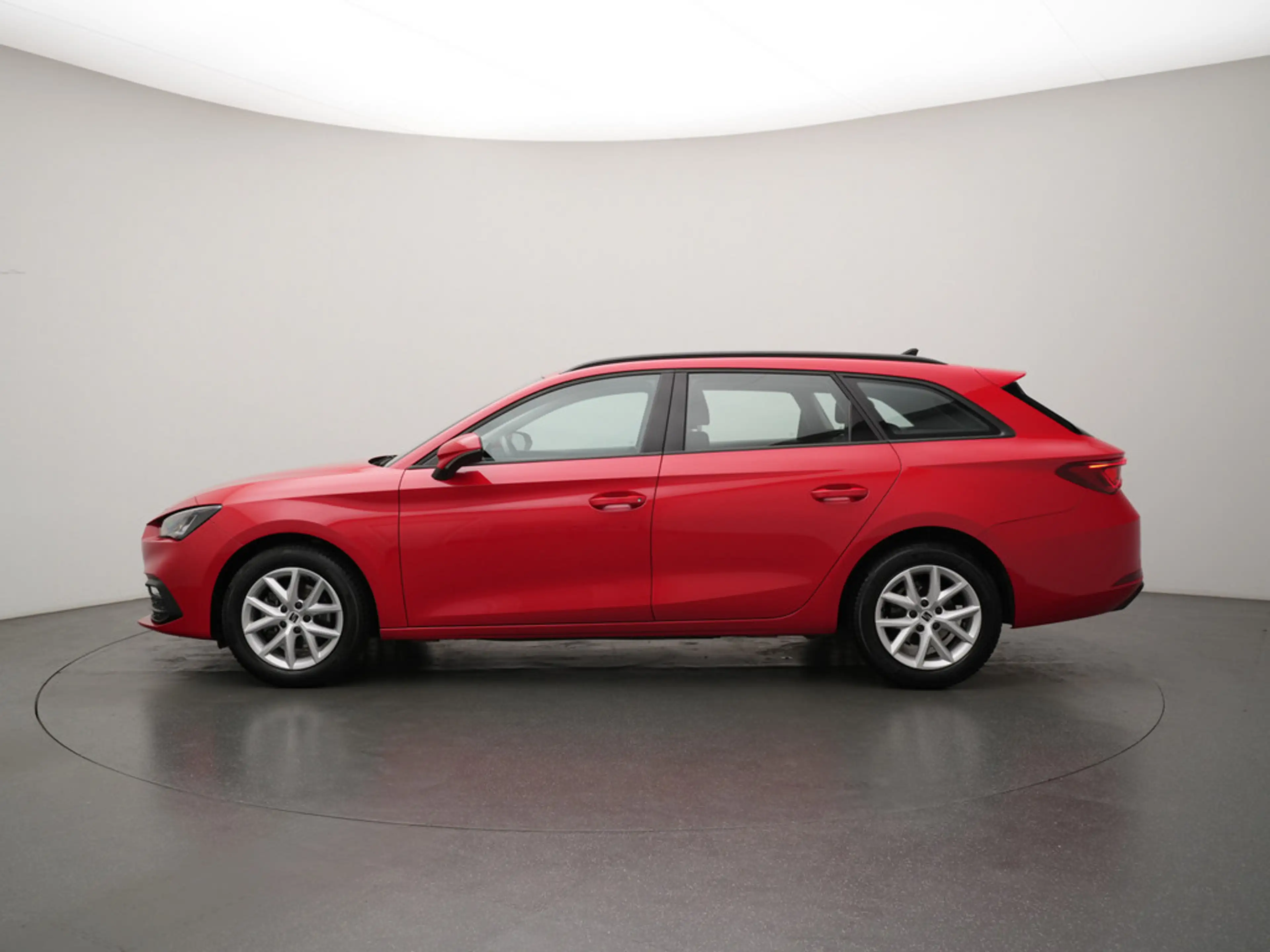 SEAT Leon ST Style VIRT CARPLAY LED PDC KLIMA — photo 12