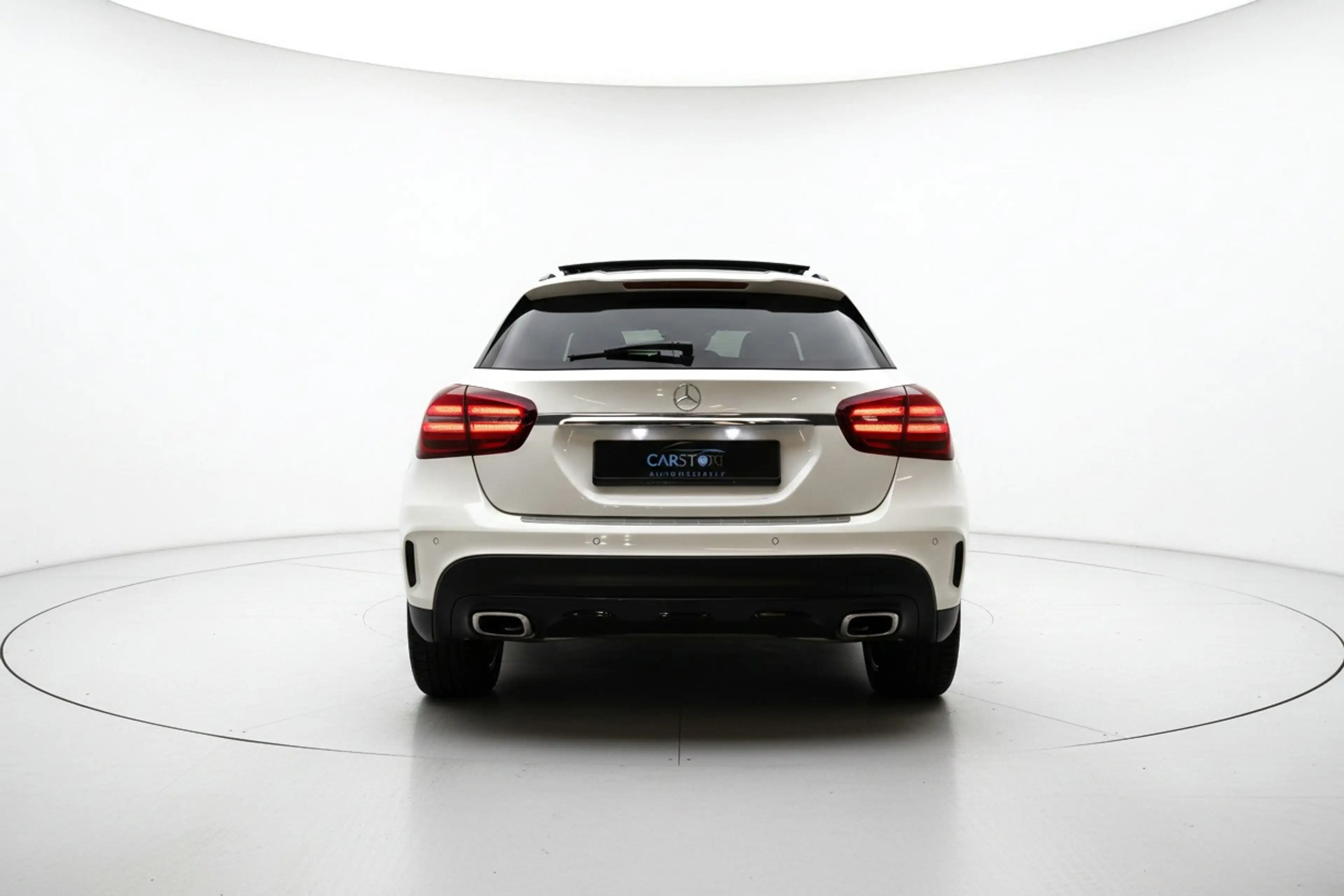 Mercedes-Benz GLA 180 AMG NIGHT PANO CAMERA LEER — photo 8