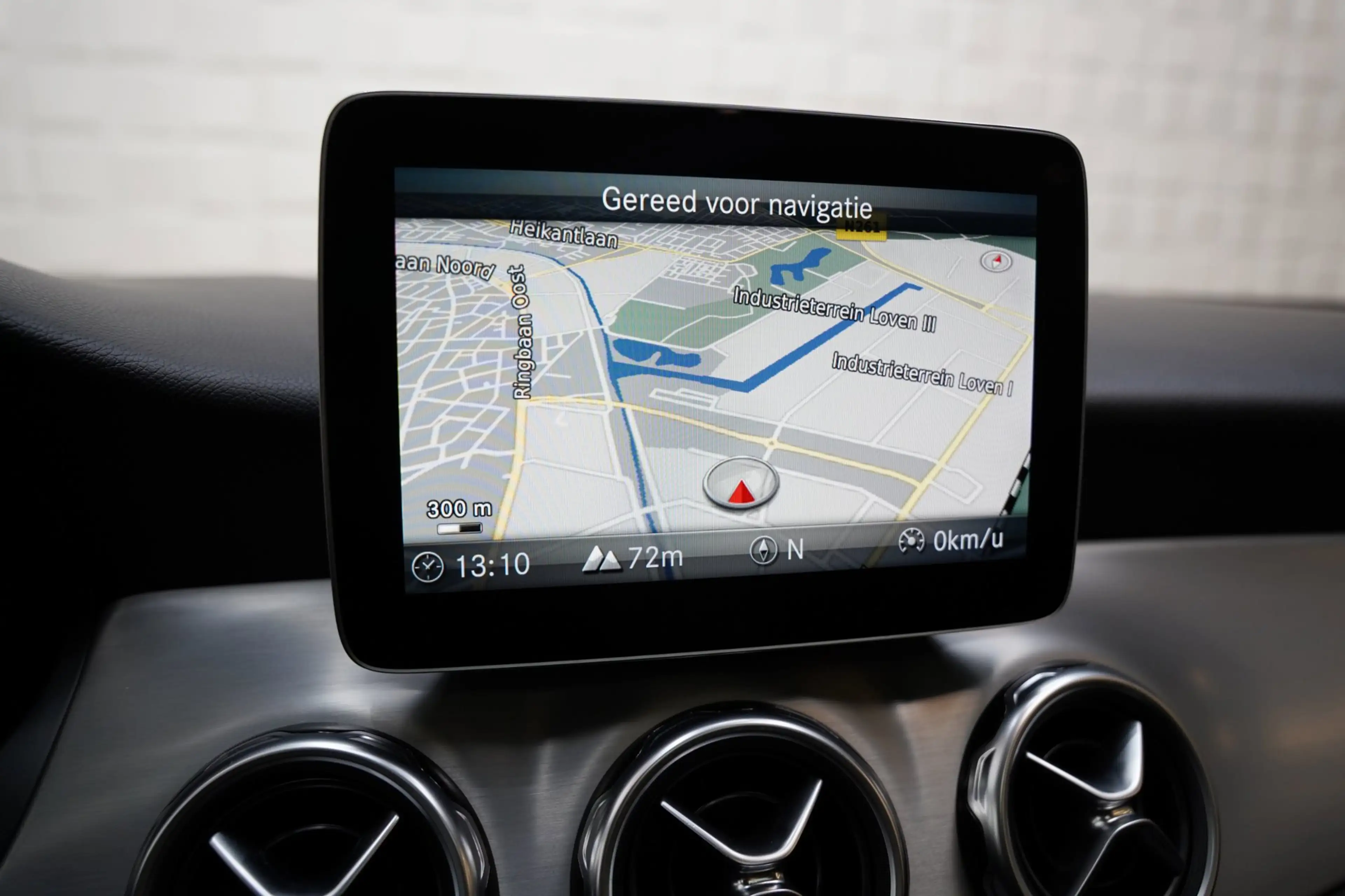 Mercedes-Benz GLA 180 AMG NIGHT PANO CAMERA LEER — photo 31