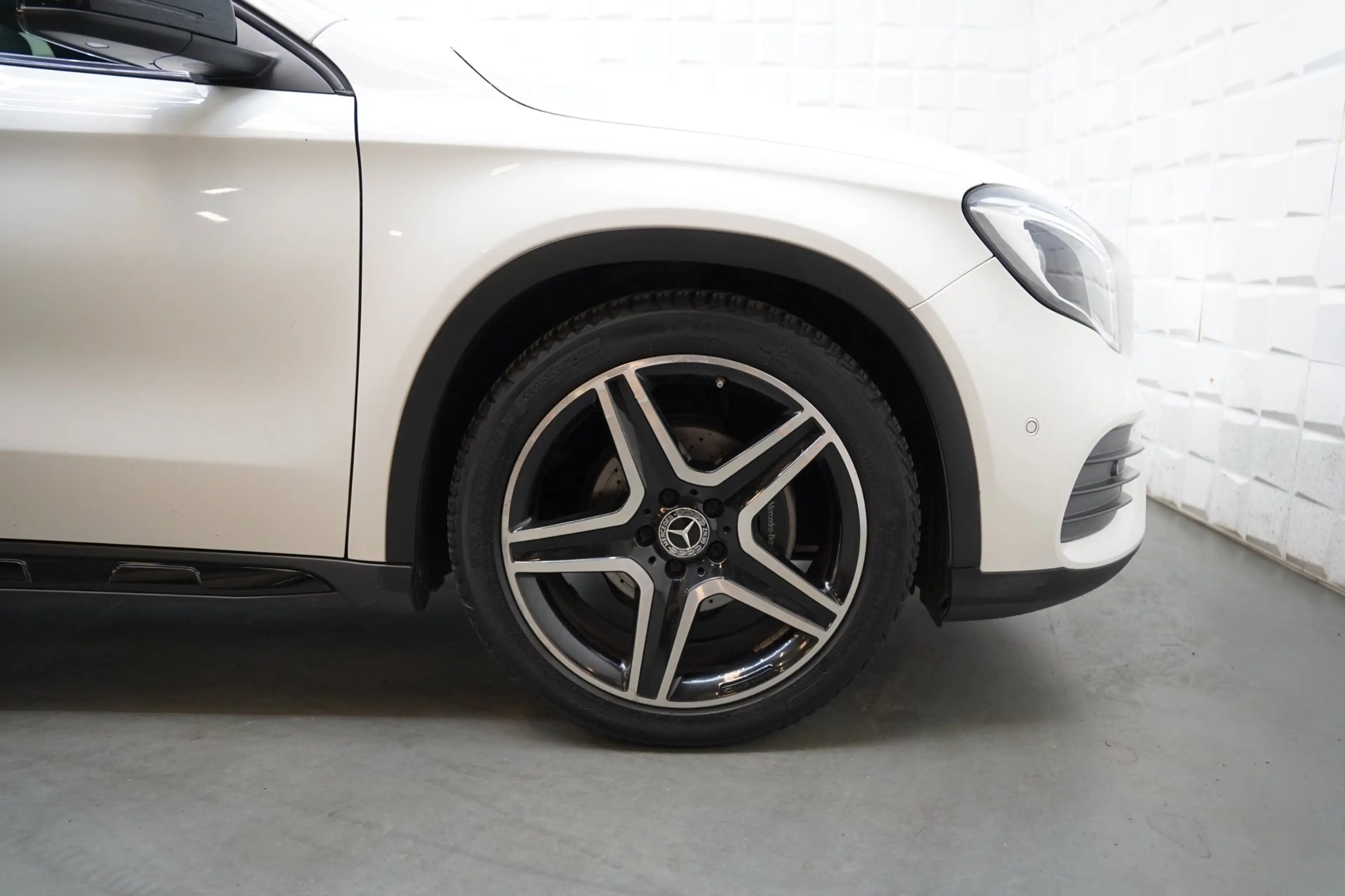 Mercedes-Benz GLA 180 AMG NIGHT PANO CAMERA LEER — photo 10