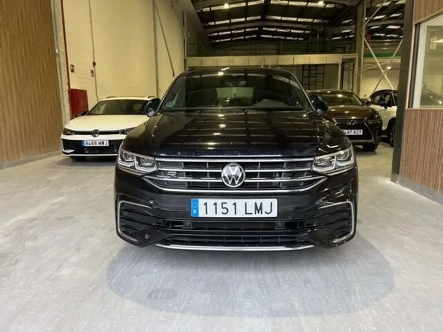 Volkswagen Tiguan Tiguan 2.0TDI R-Line DSG 110kW R-Line - 1