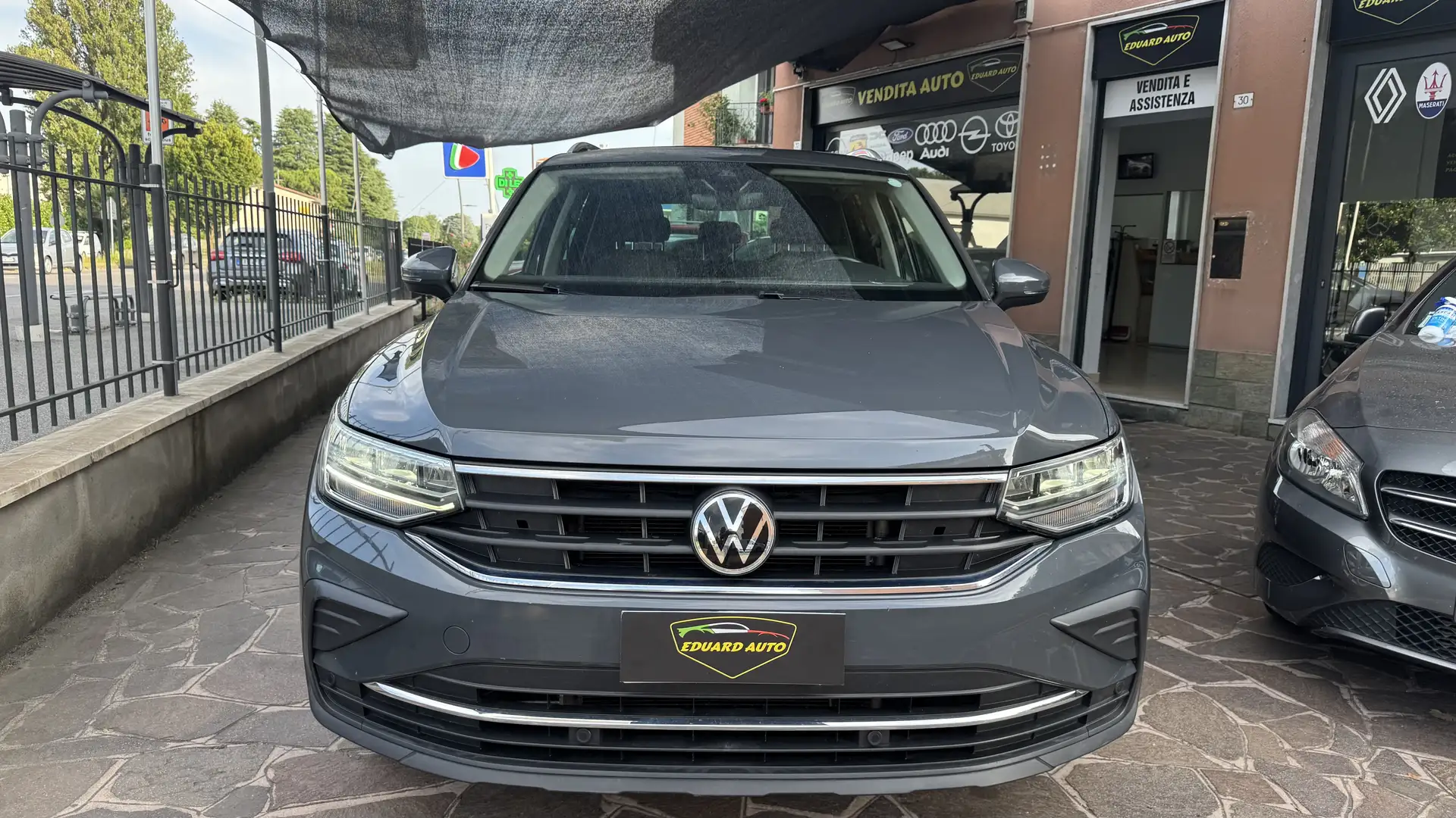 Volkswagen Tiguan TIGUAN 2.0 TDI 150CV 4motion UNICO PROPRIETARIO Gris - 2